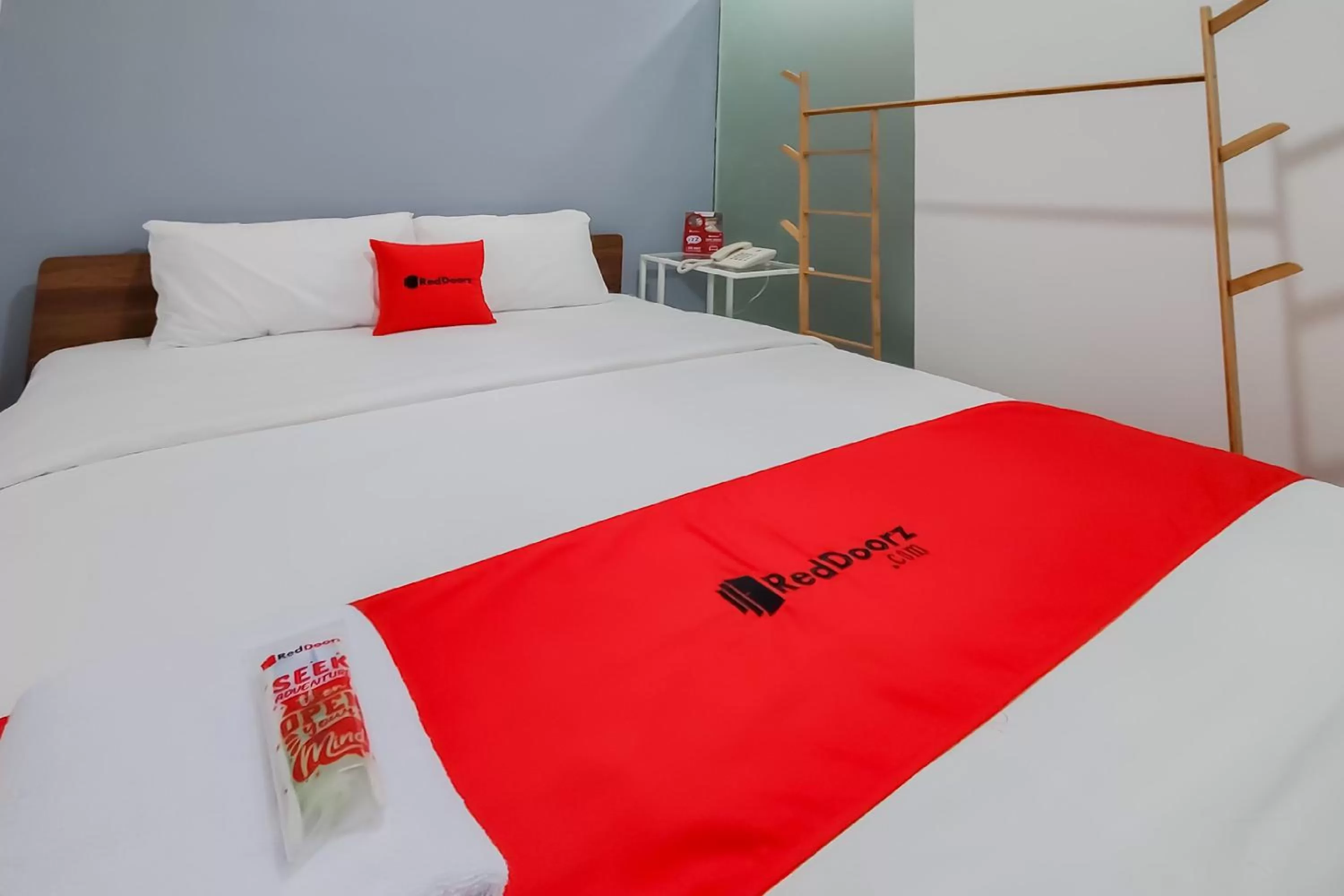 Bed in RedDoorz Plus @ Batutulis Bogor