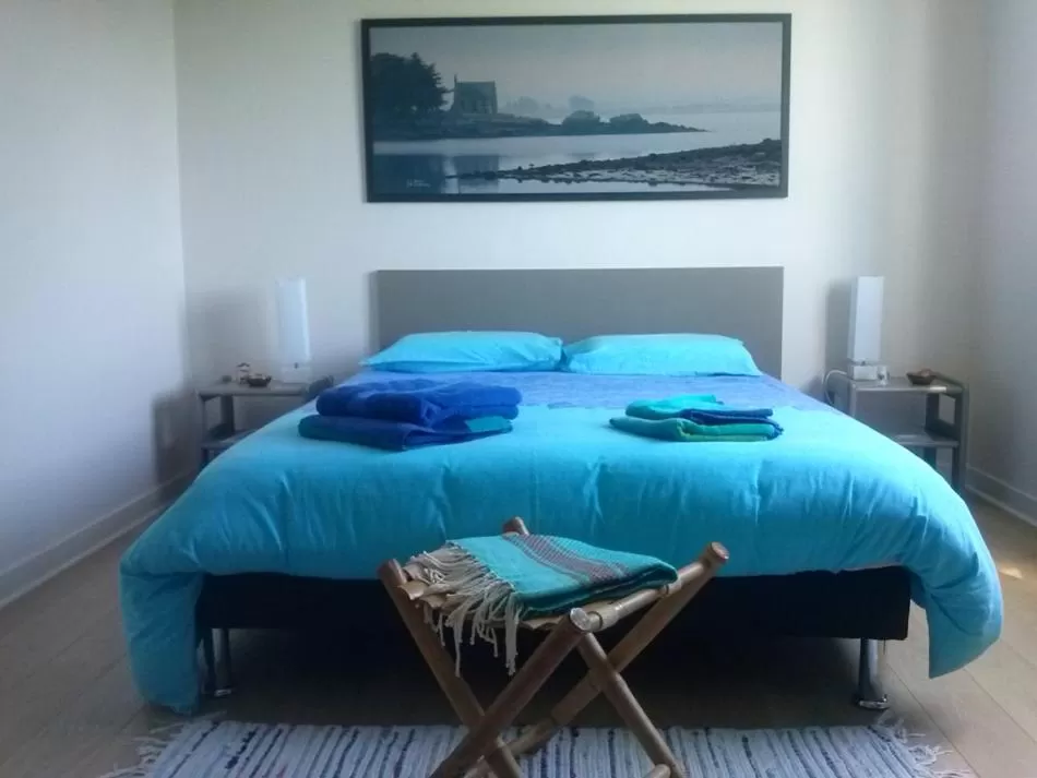 Photo of the whole room, Bed in Chambres d'hôtes de Kerpunce