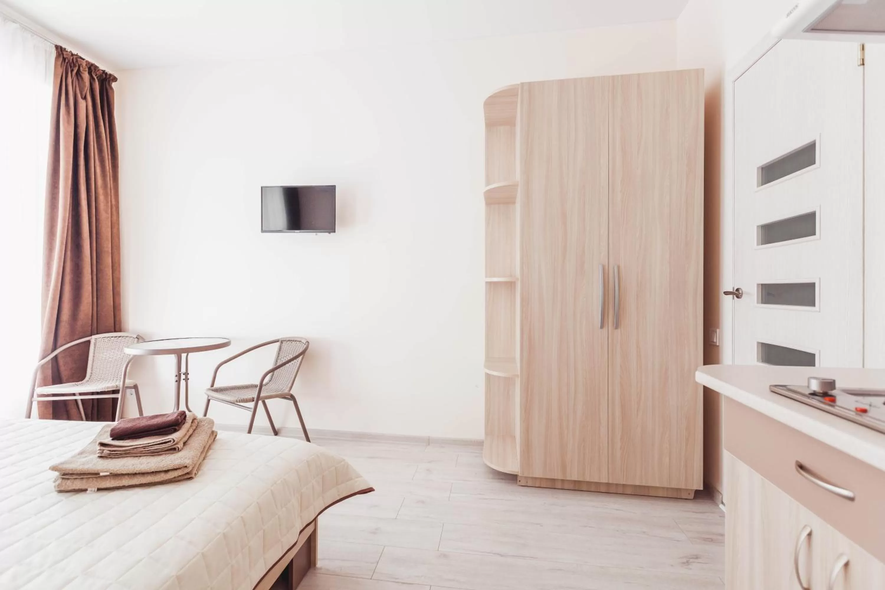 Bed in Apartments near Deribasovskaya