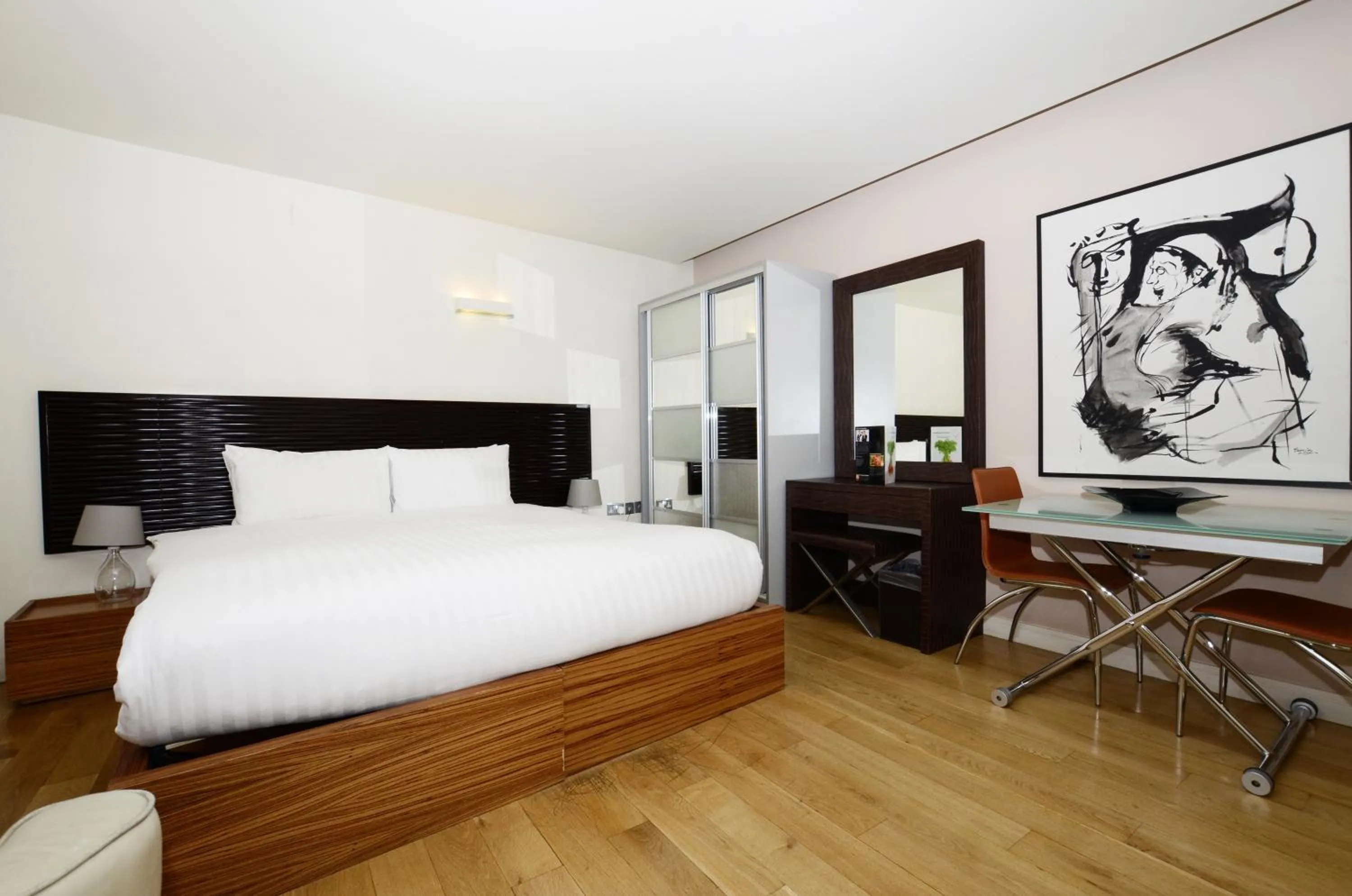 Bed in The Harrington - Gloucester Road - 1 Harrington Gardens