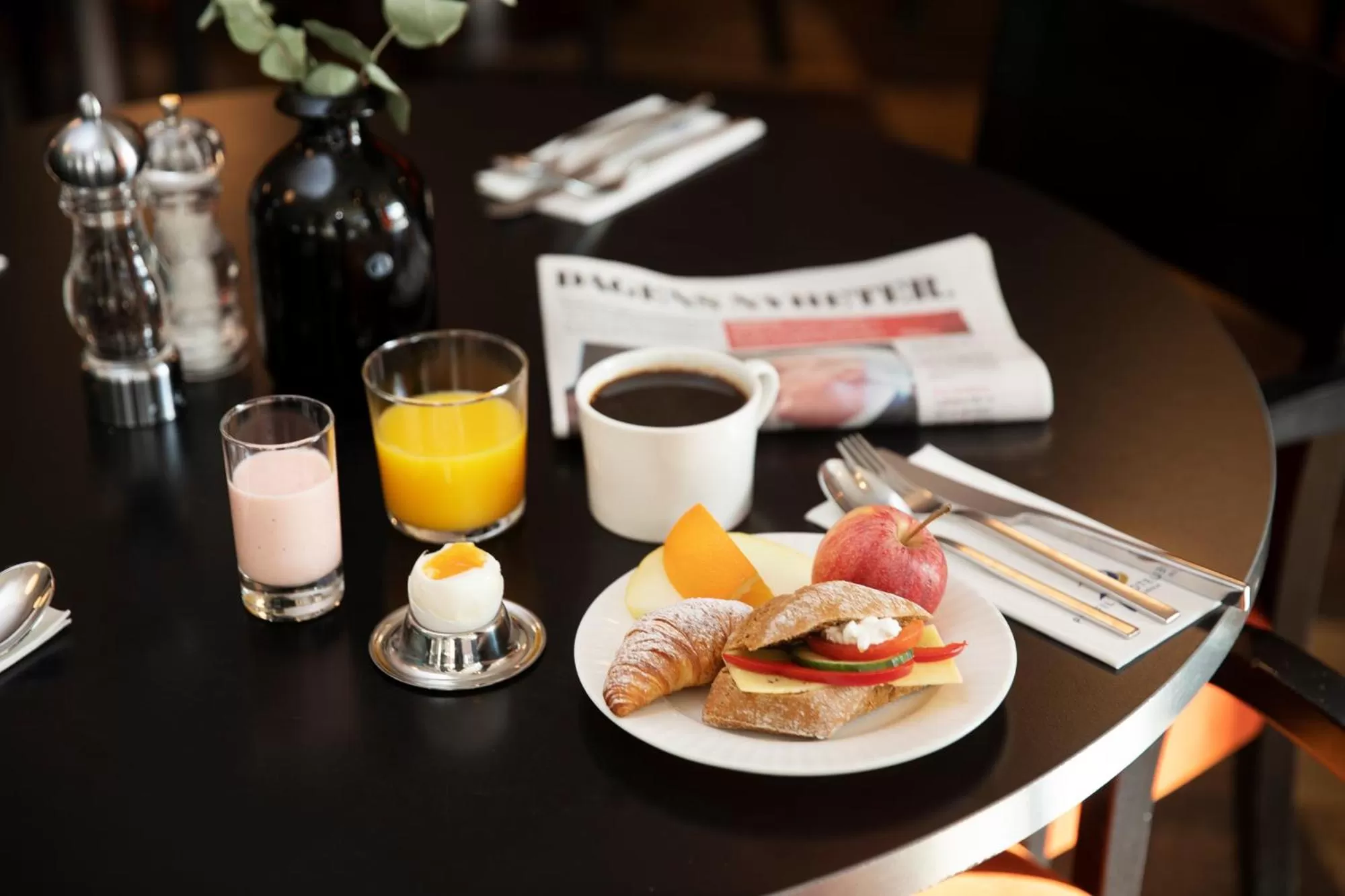 Breakfast in ProfilHotels Aveny