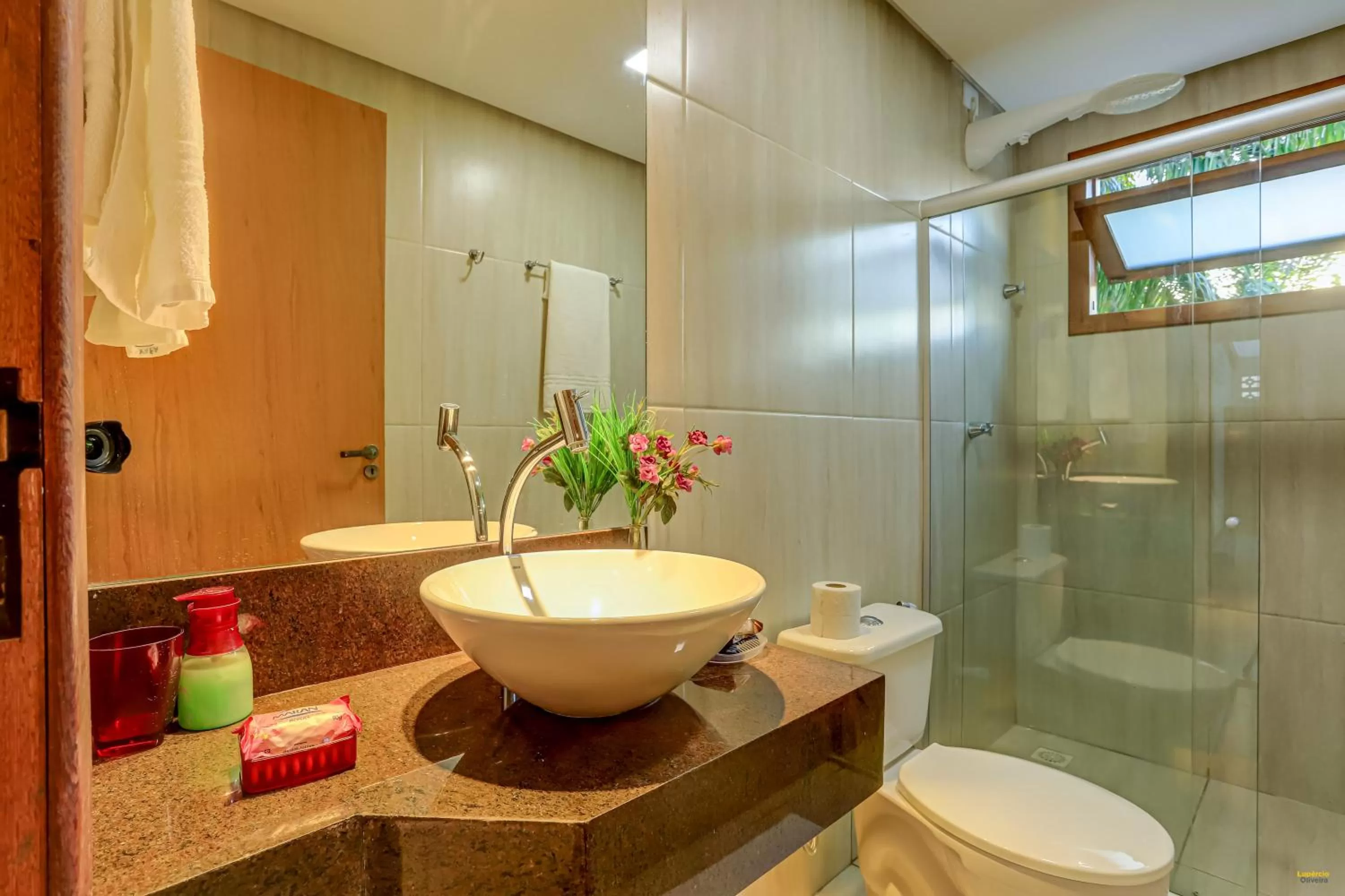 Bathroom in i9 Quixaba Flat