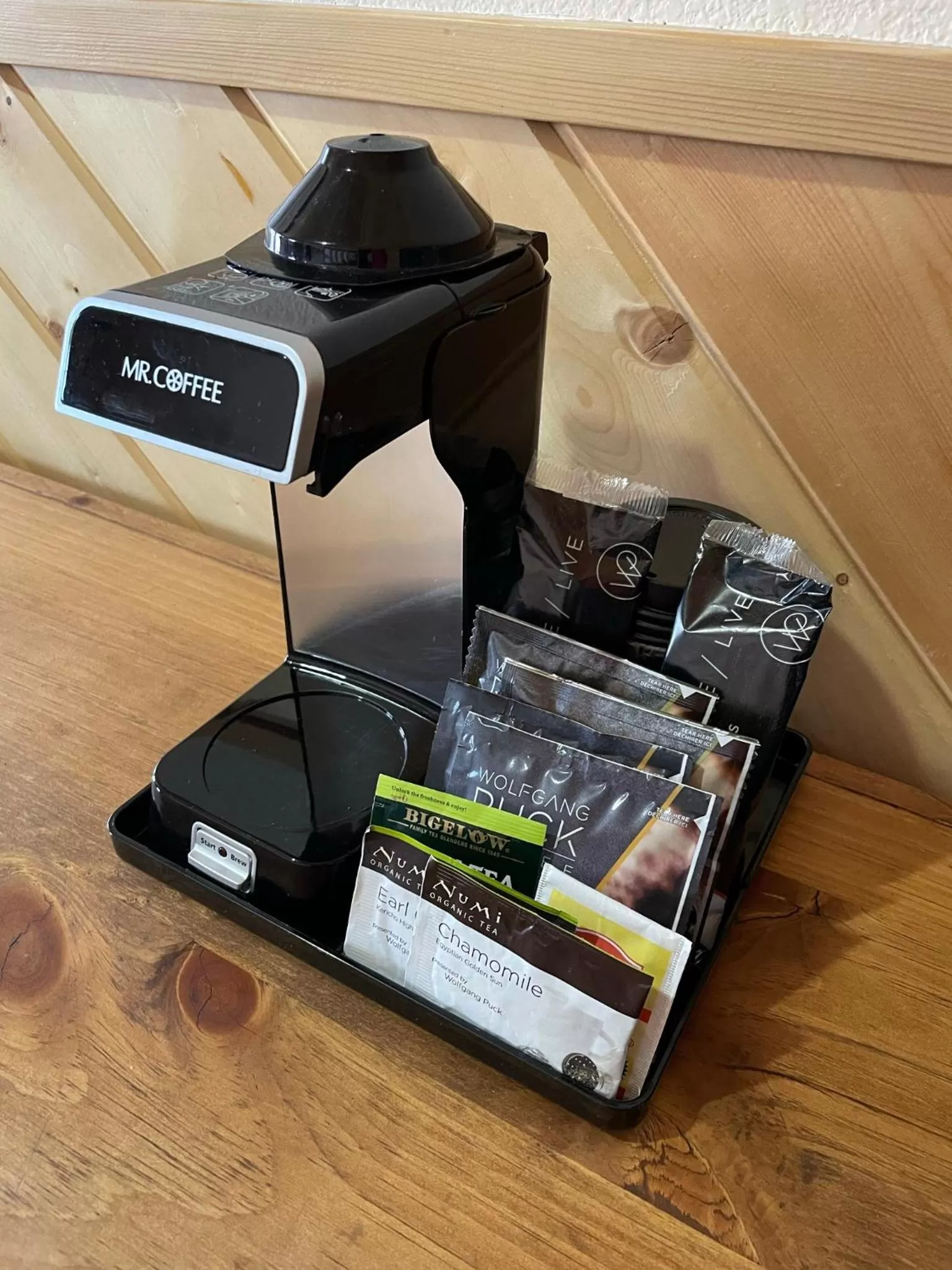 Coffee/tea facilities in The Longhorn Ranch Resort Lodge & RV Park