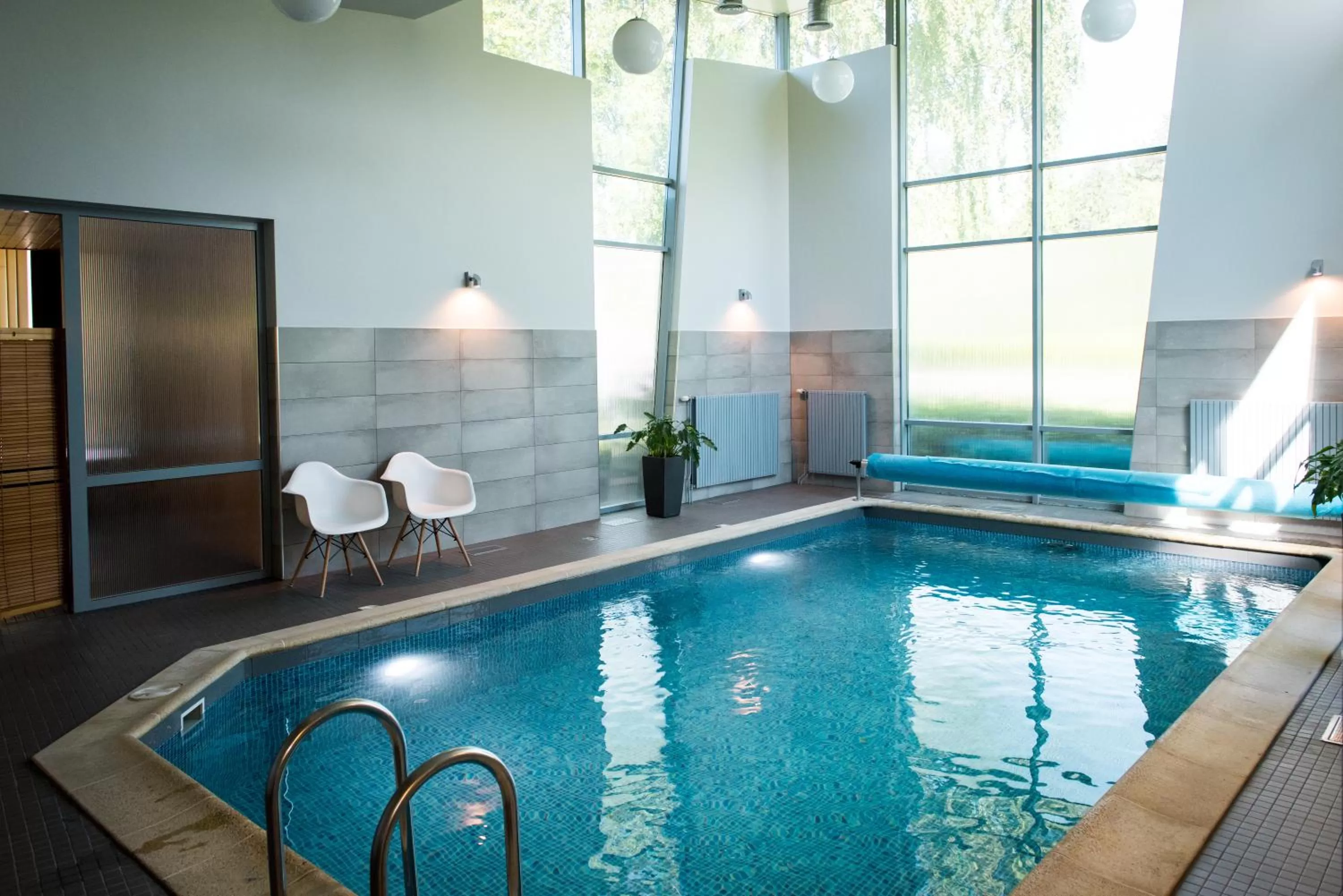 Swimming pool in Hotel Sigulda