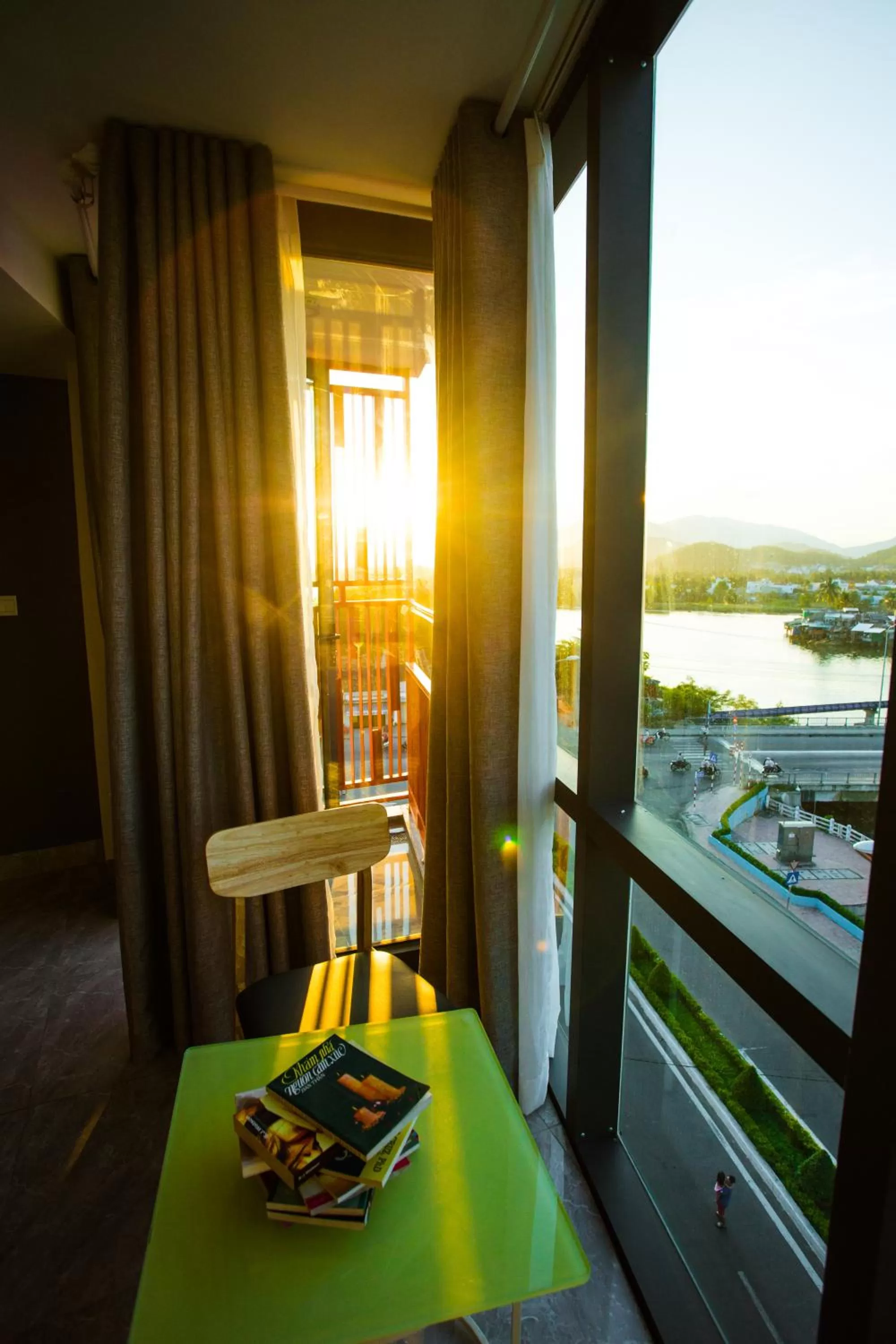 Moonlight Bay Hotel & Apartment