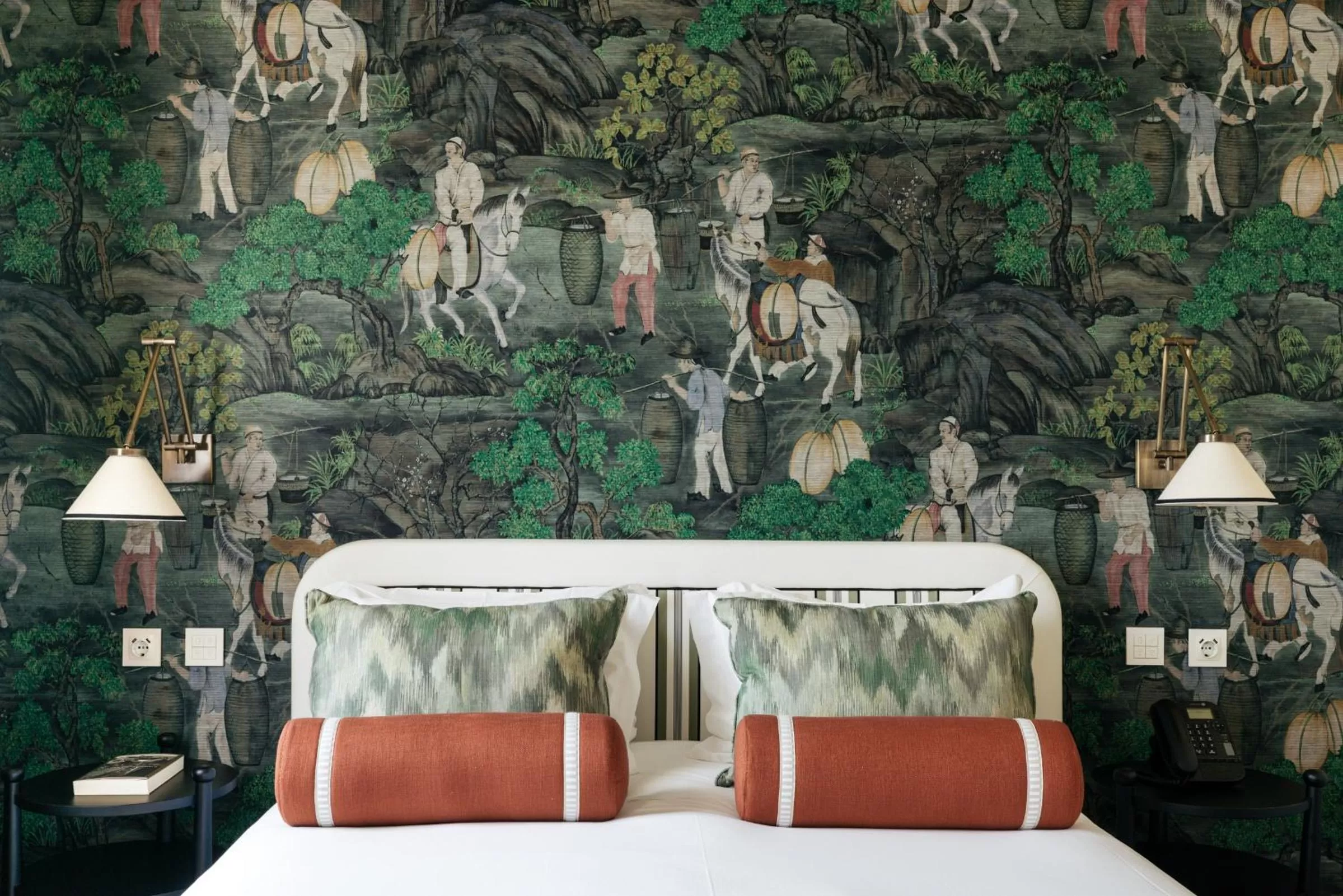 Bedroom, Bed in Hospes Infante Sagres Porto - Small Luxury Hotels Of The World