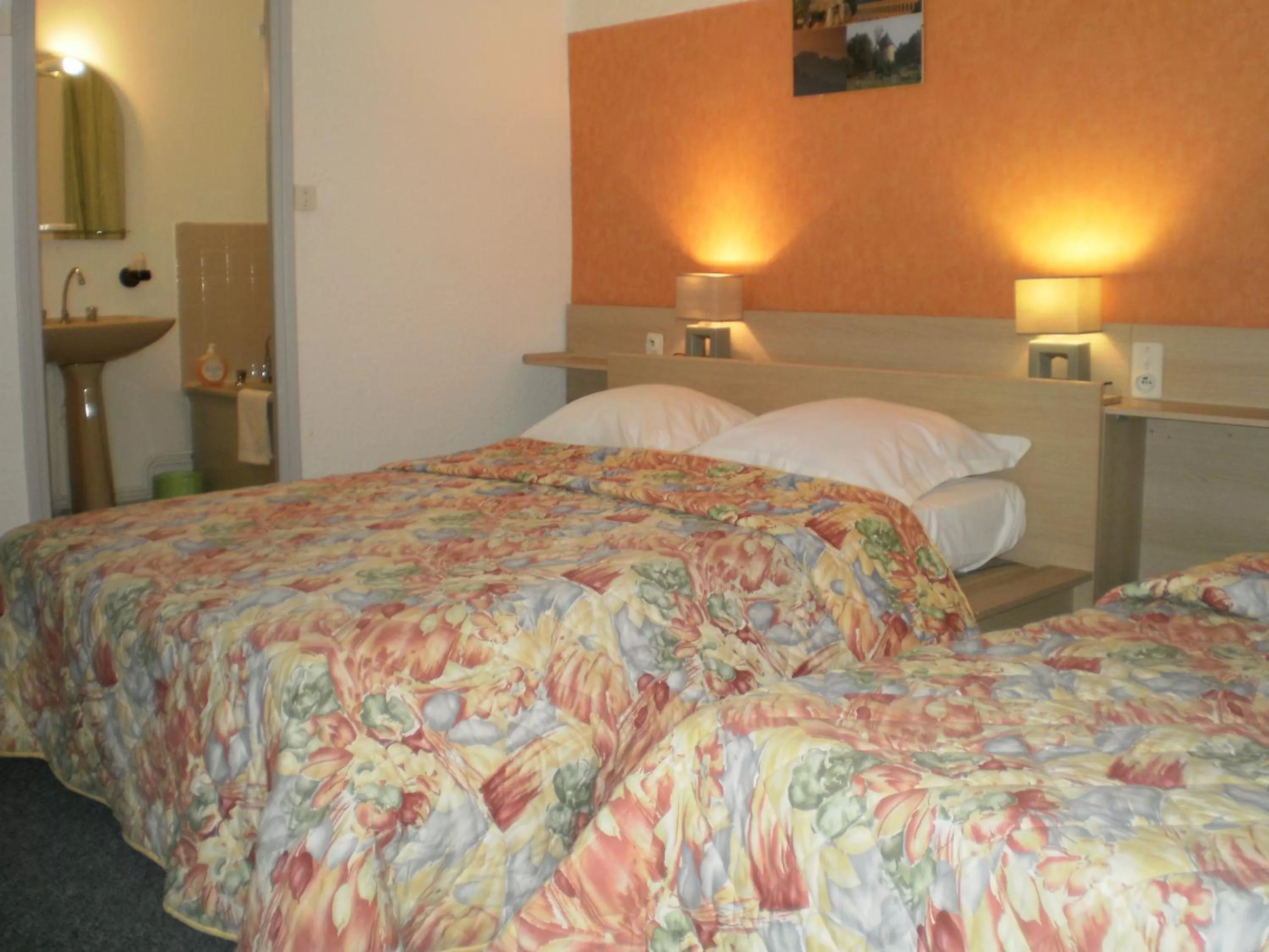 Bed in Hotel De La Gare