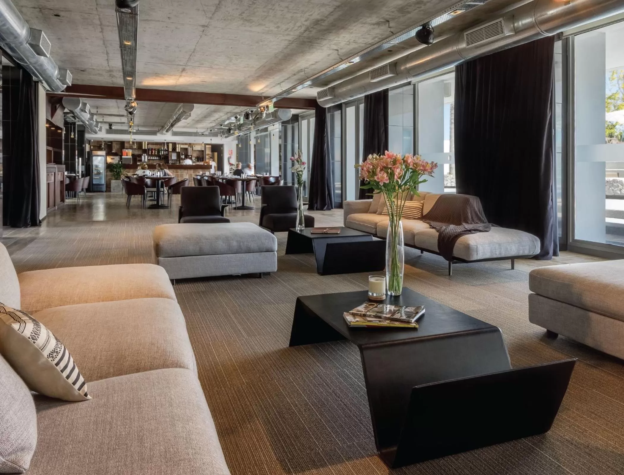 Lounge or bar in Dazzler by Wyndham Colonia