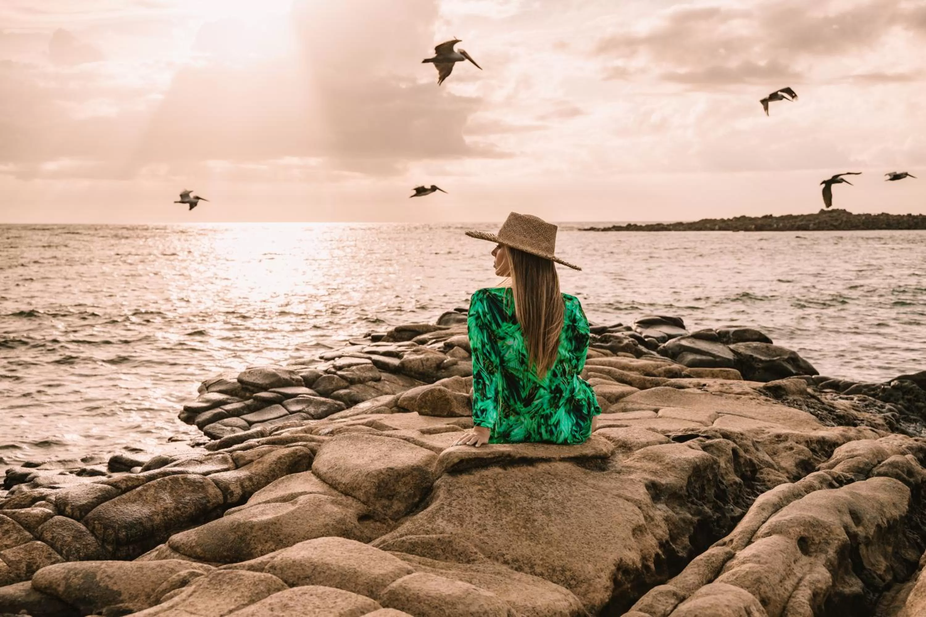 People in Saboga Lodge