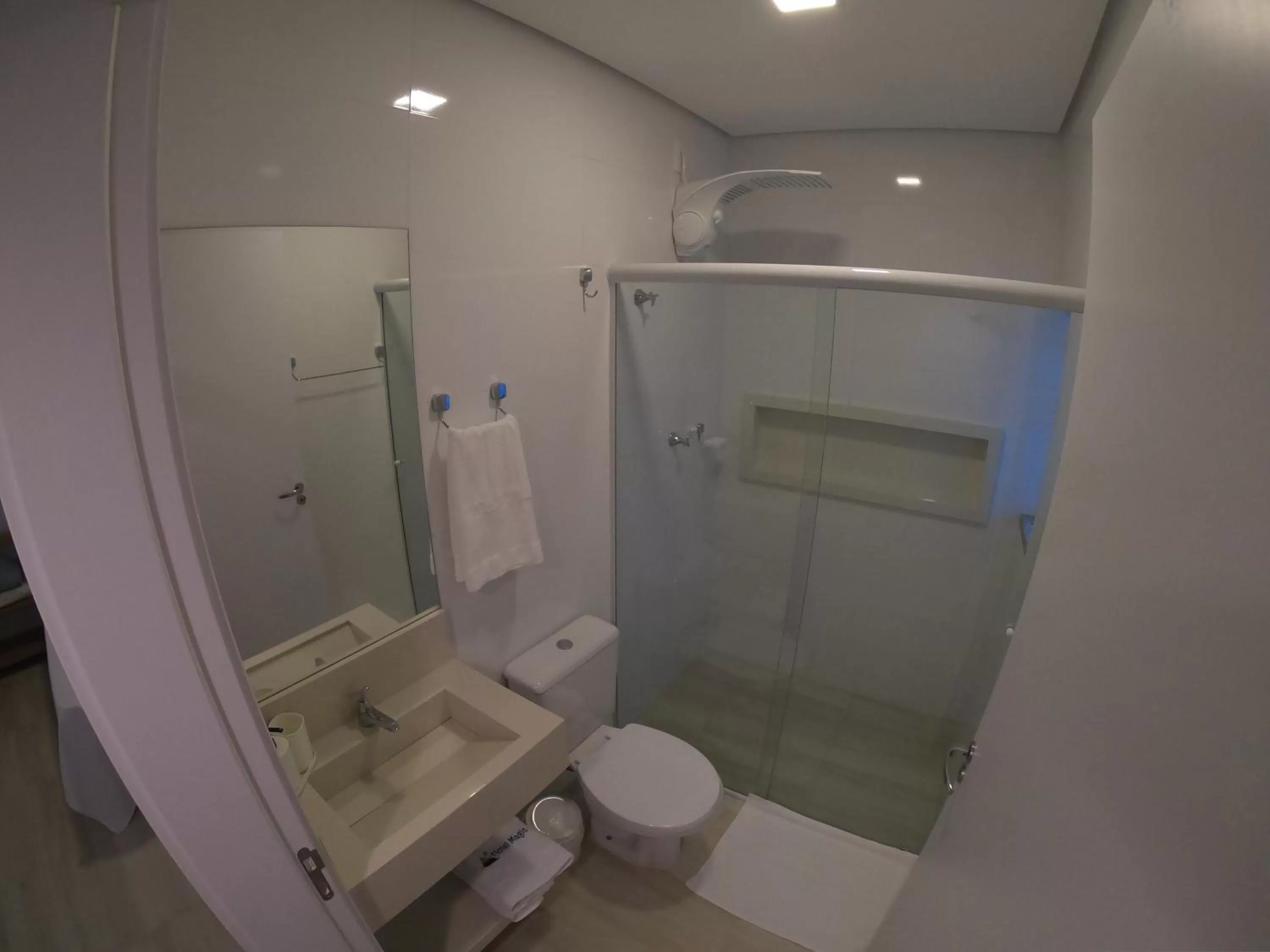 Bathroom in Hotel e Pousada Magic