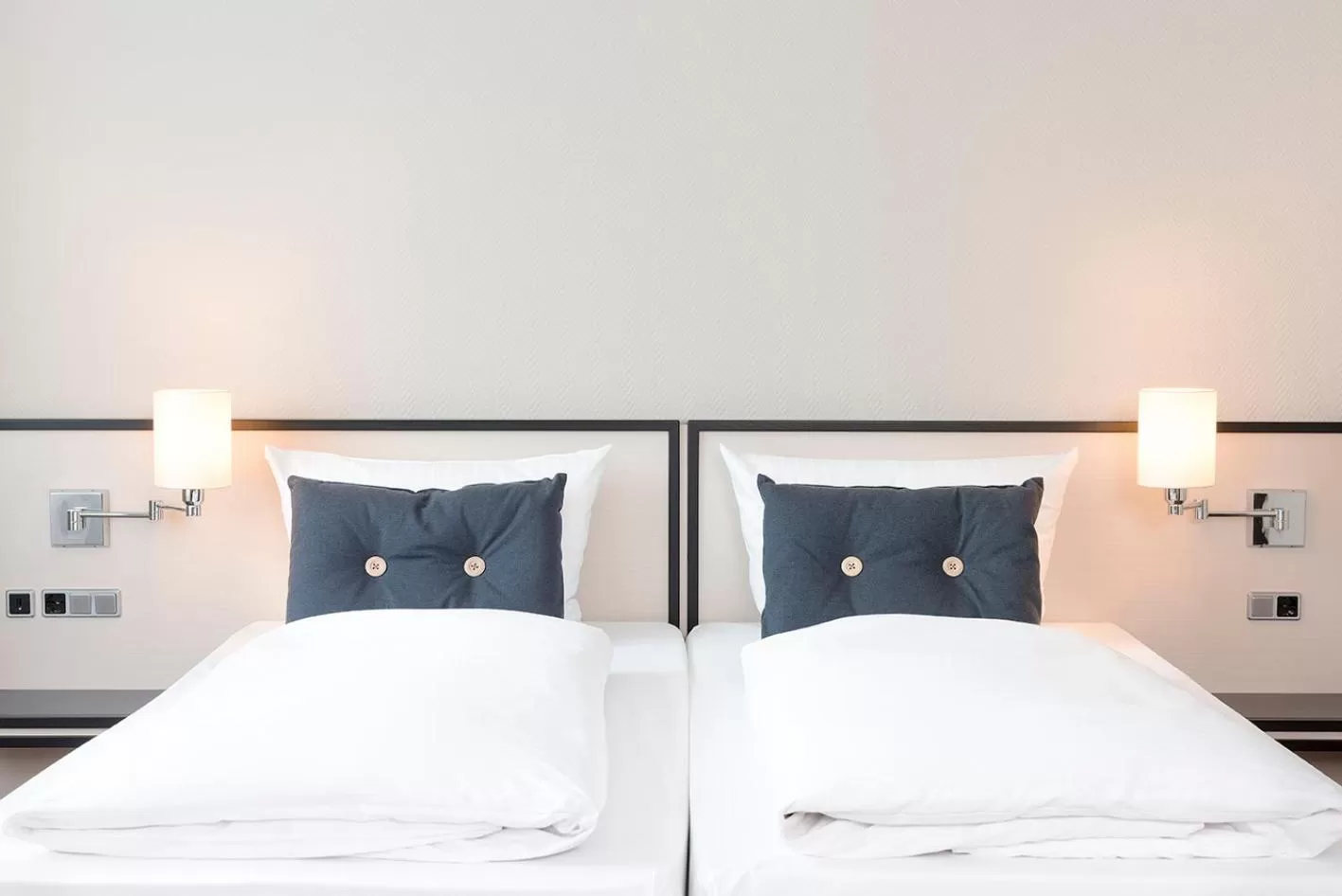 Bedroom, Bed in Seminaris Hotel Lüneburg