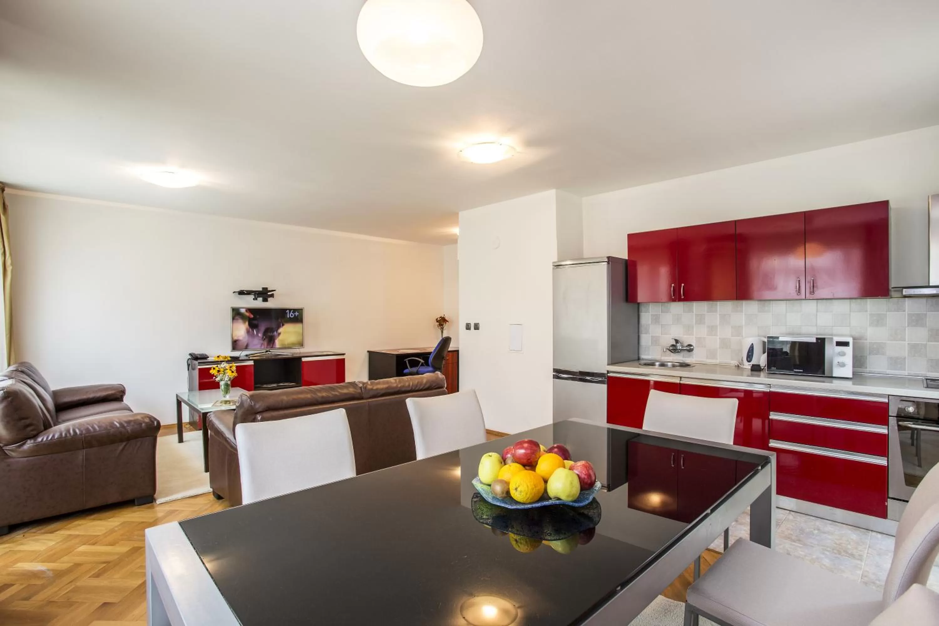 Kitchen or kitchenette in Europe Hotel