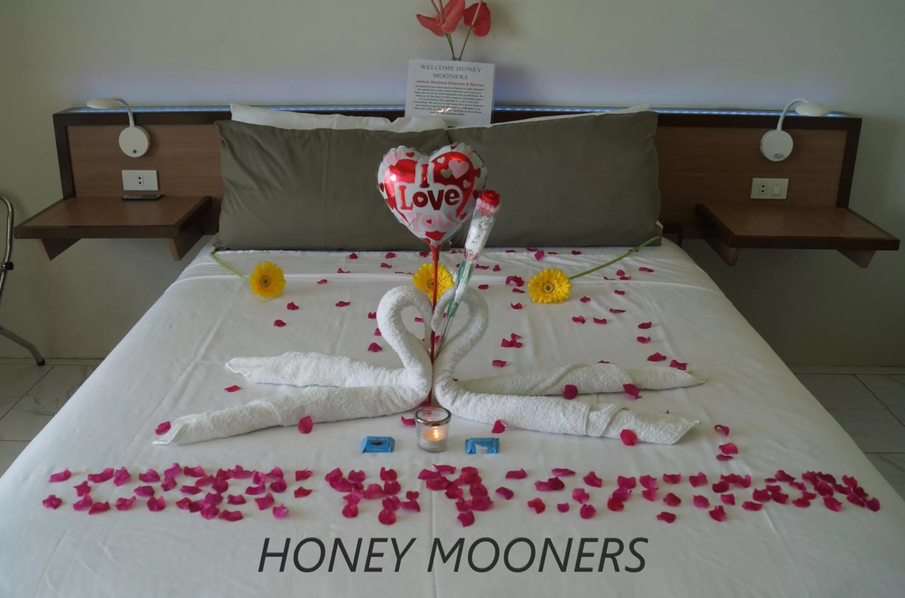 wedding, Bed in Panglao Sea Resort - Tangnan