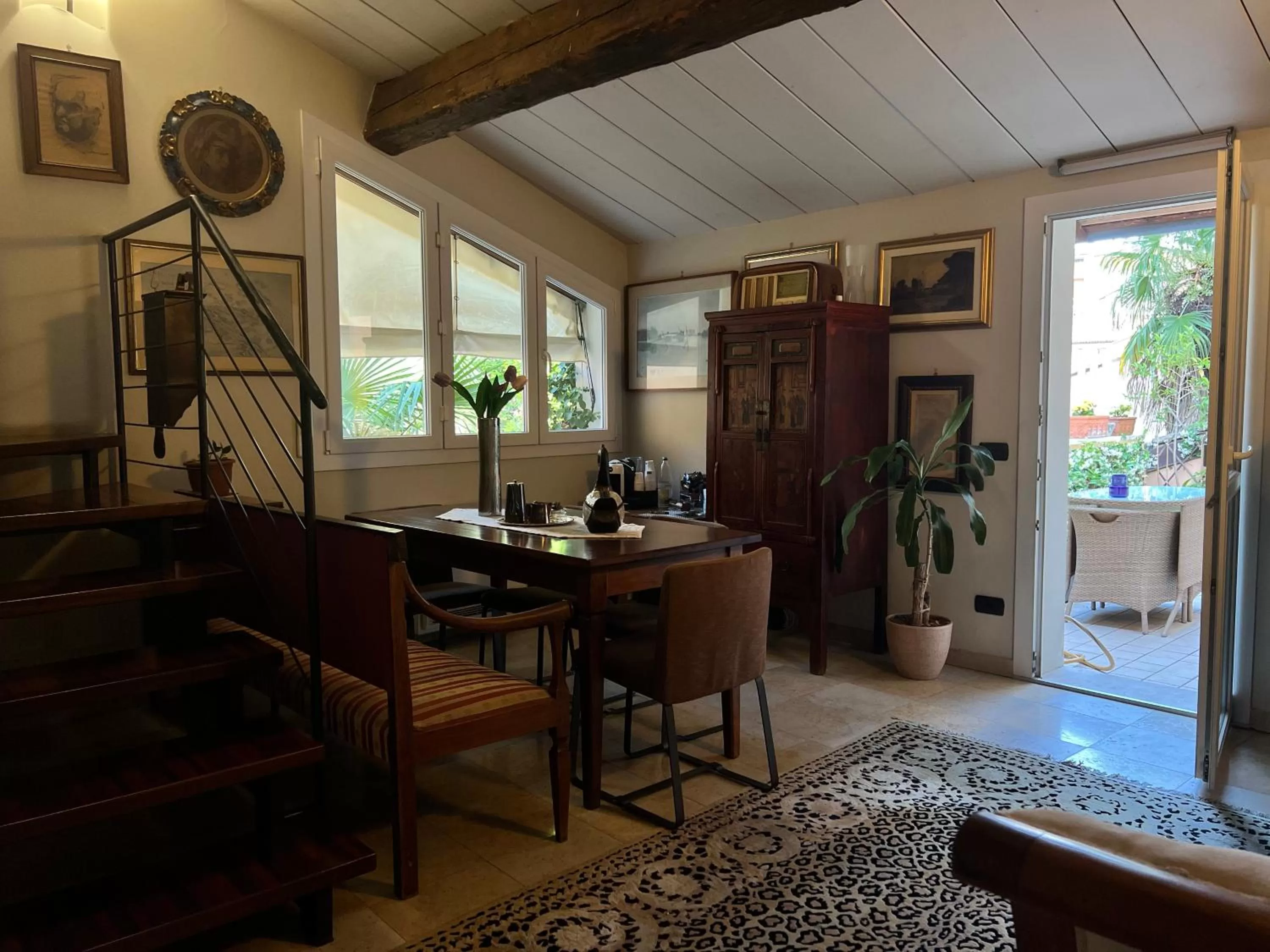 Seating area in A Casa Di Paola Suite