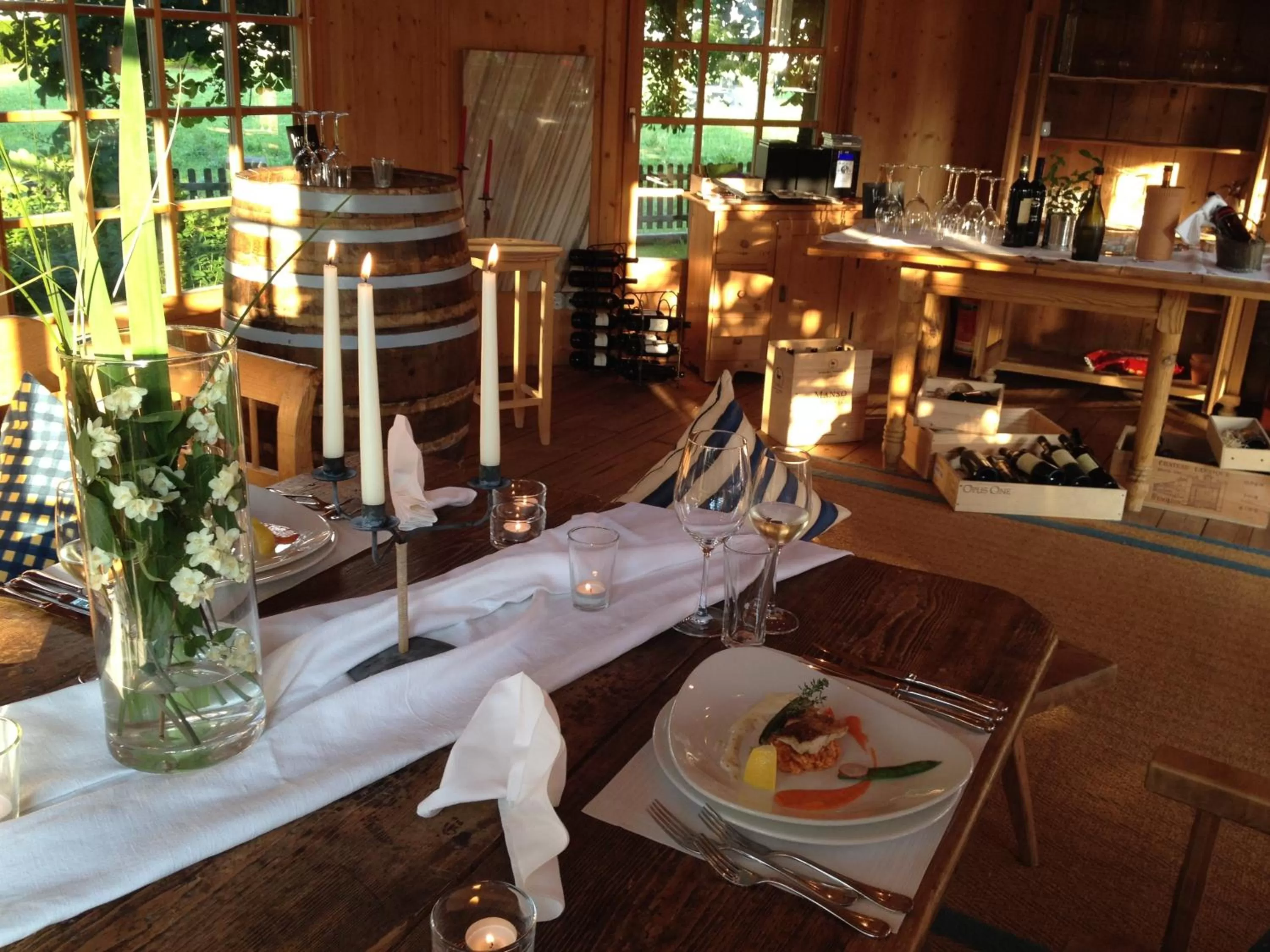 Restaurant/places to eat in Scheffer's Hotel