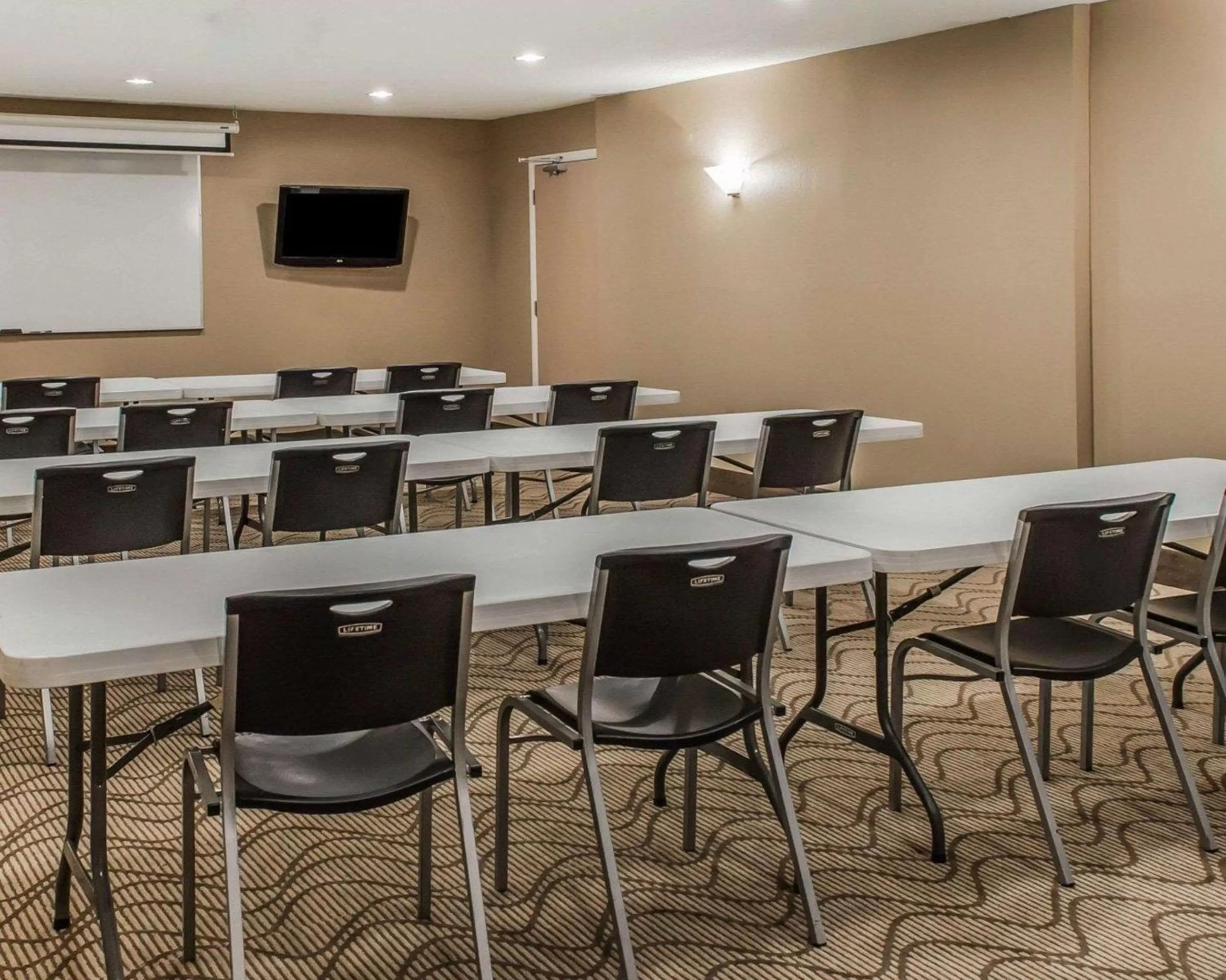 On site in Comfort Inn Belle Vernon