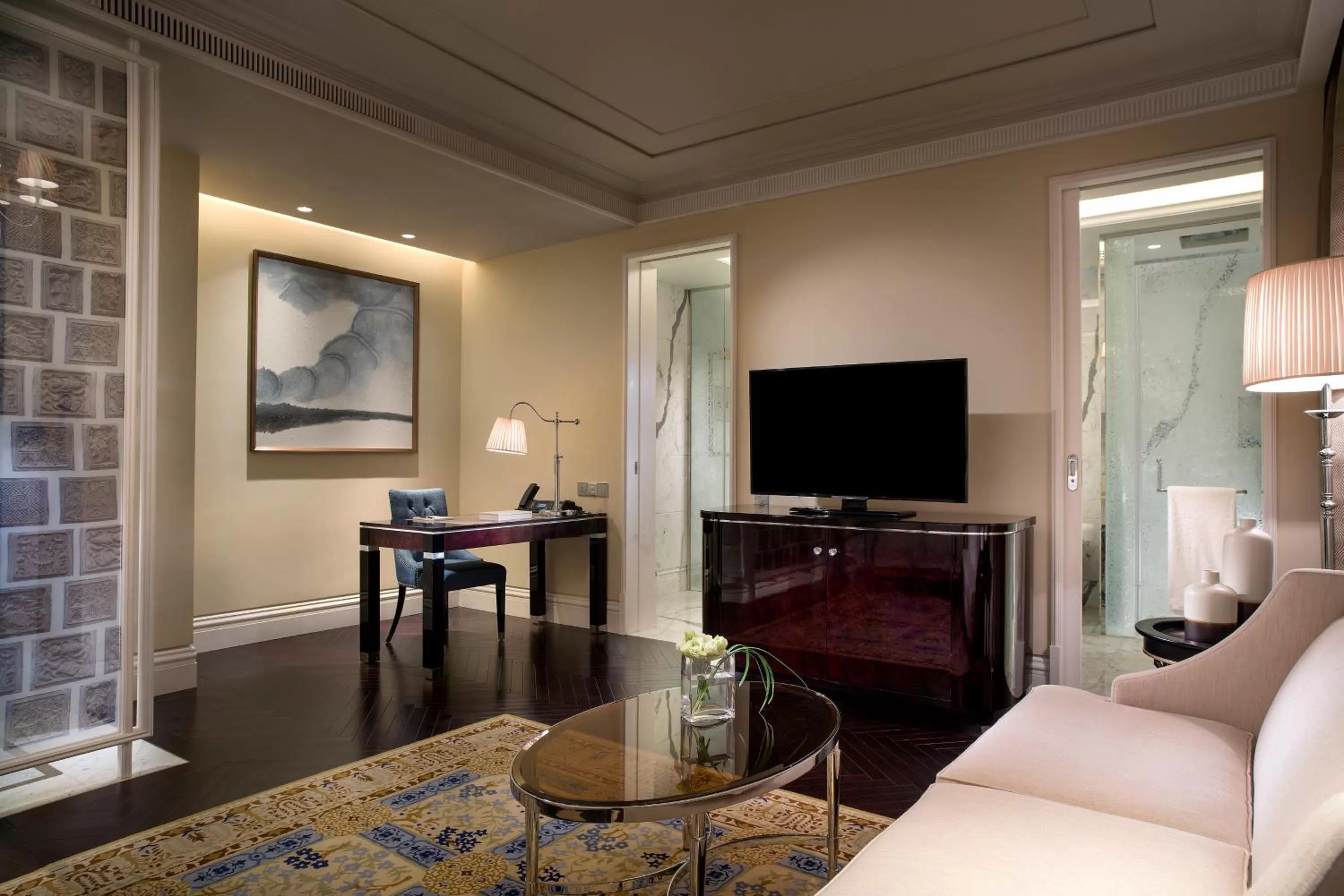 Seating area in Sofitel Legend People's Grand Hotel Xi'an