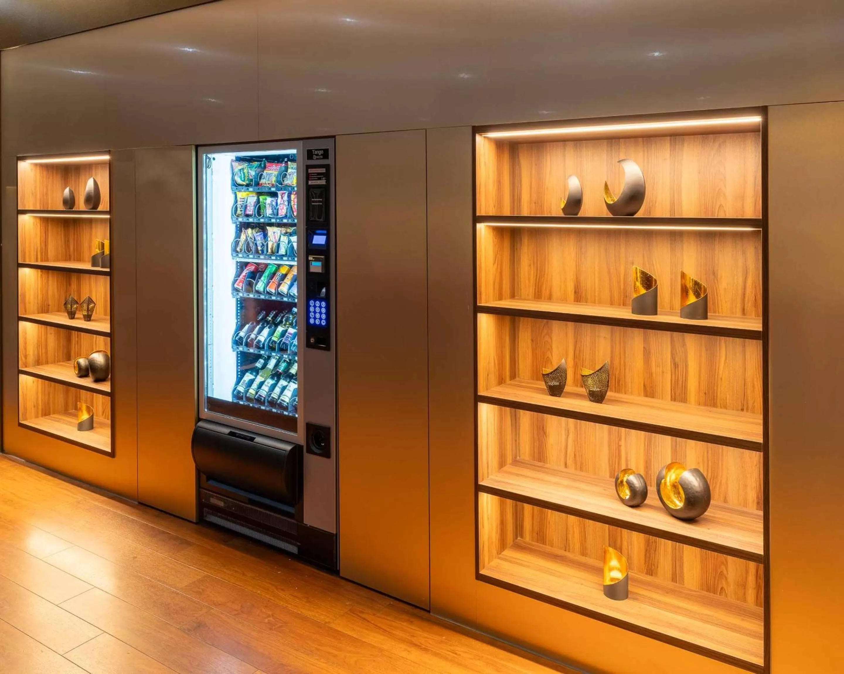 Lobby or reception in PLAZA Premium Karlsruhe