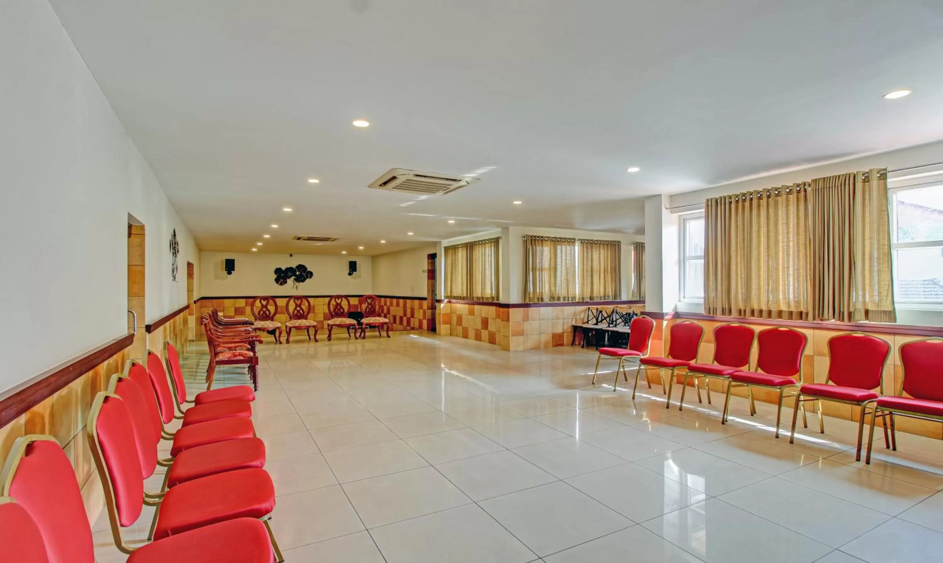 Banquet/Function facilities in Treebo Prince
