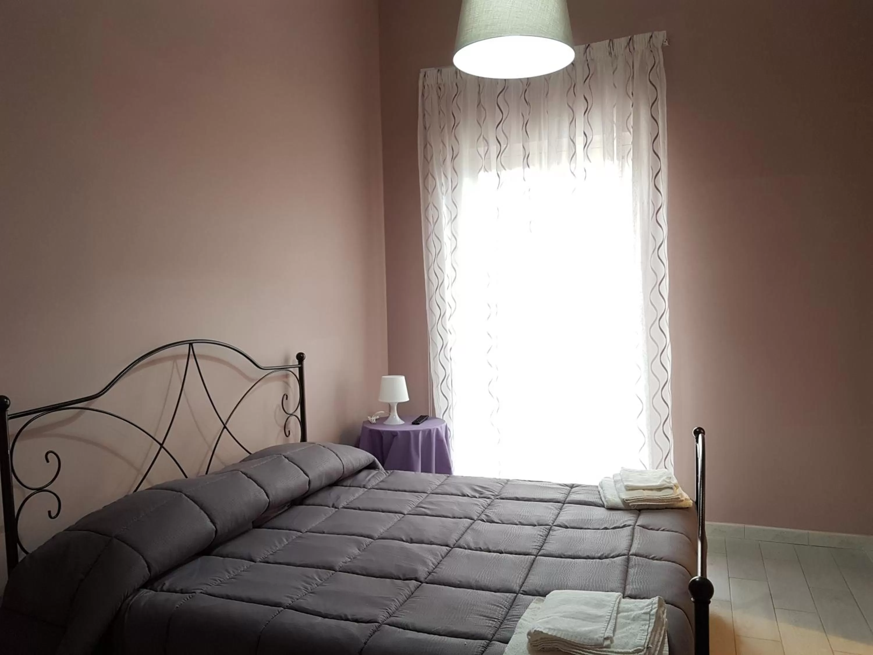 Bed in B&B President