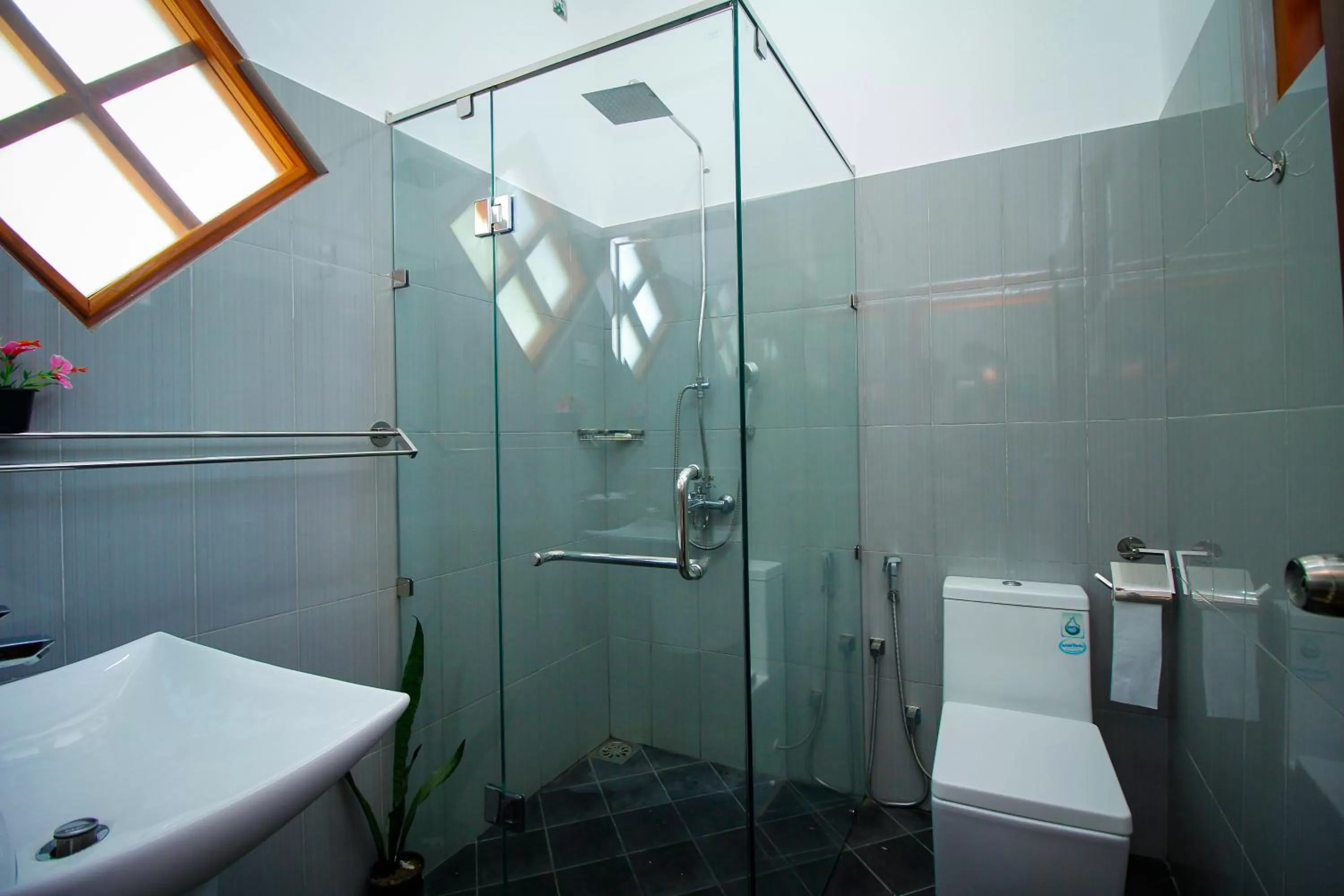 Bathroom in Dedunu Home Bentota