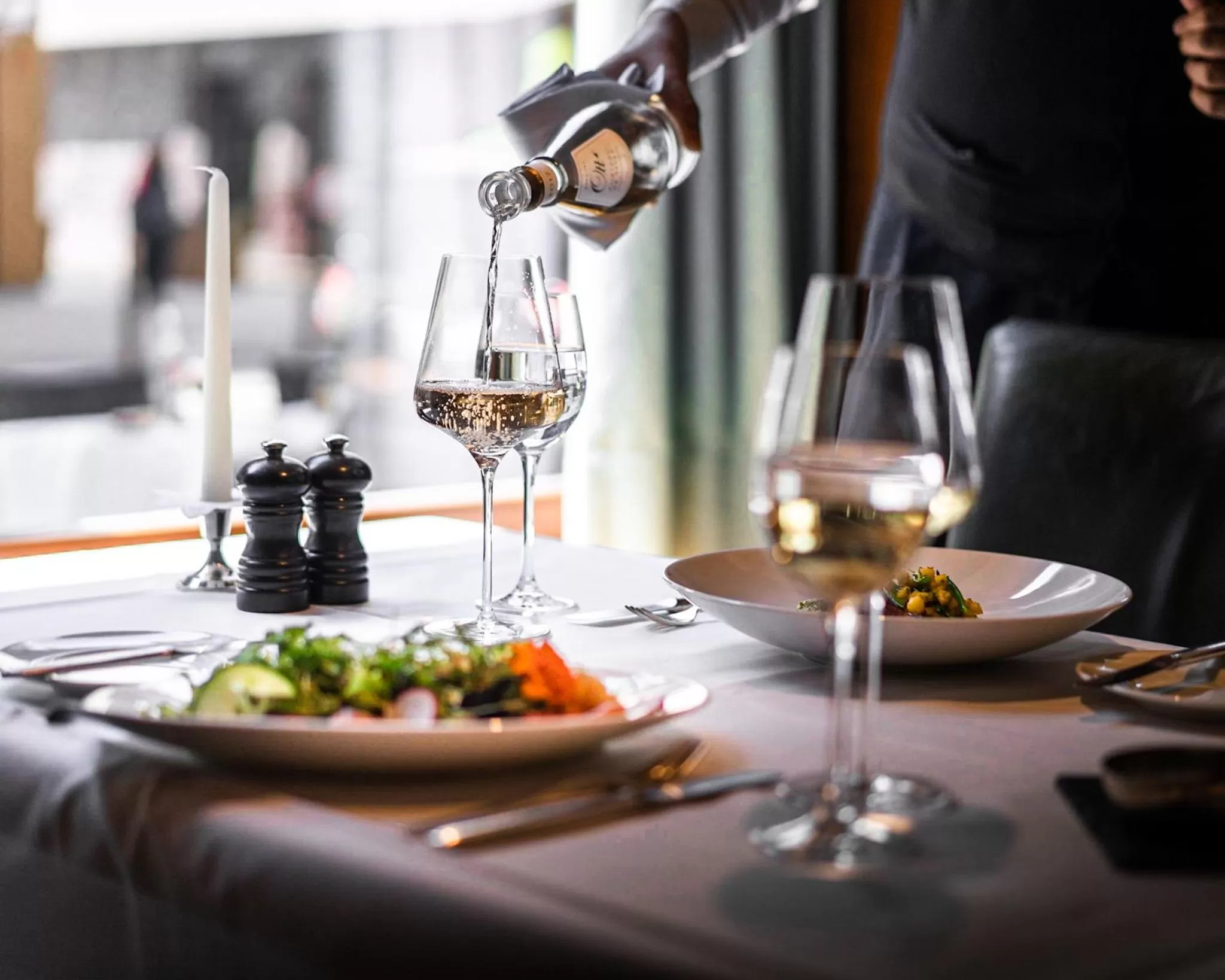 Restaurant/places to eat in Glärnischhof by TRINITY