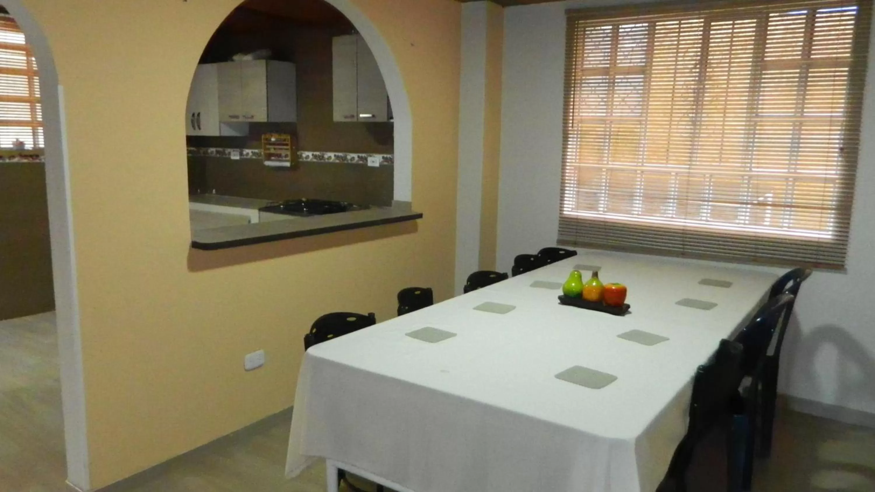 Portal de la Cascada - Mongui