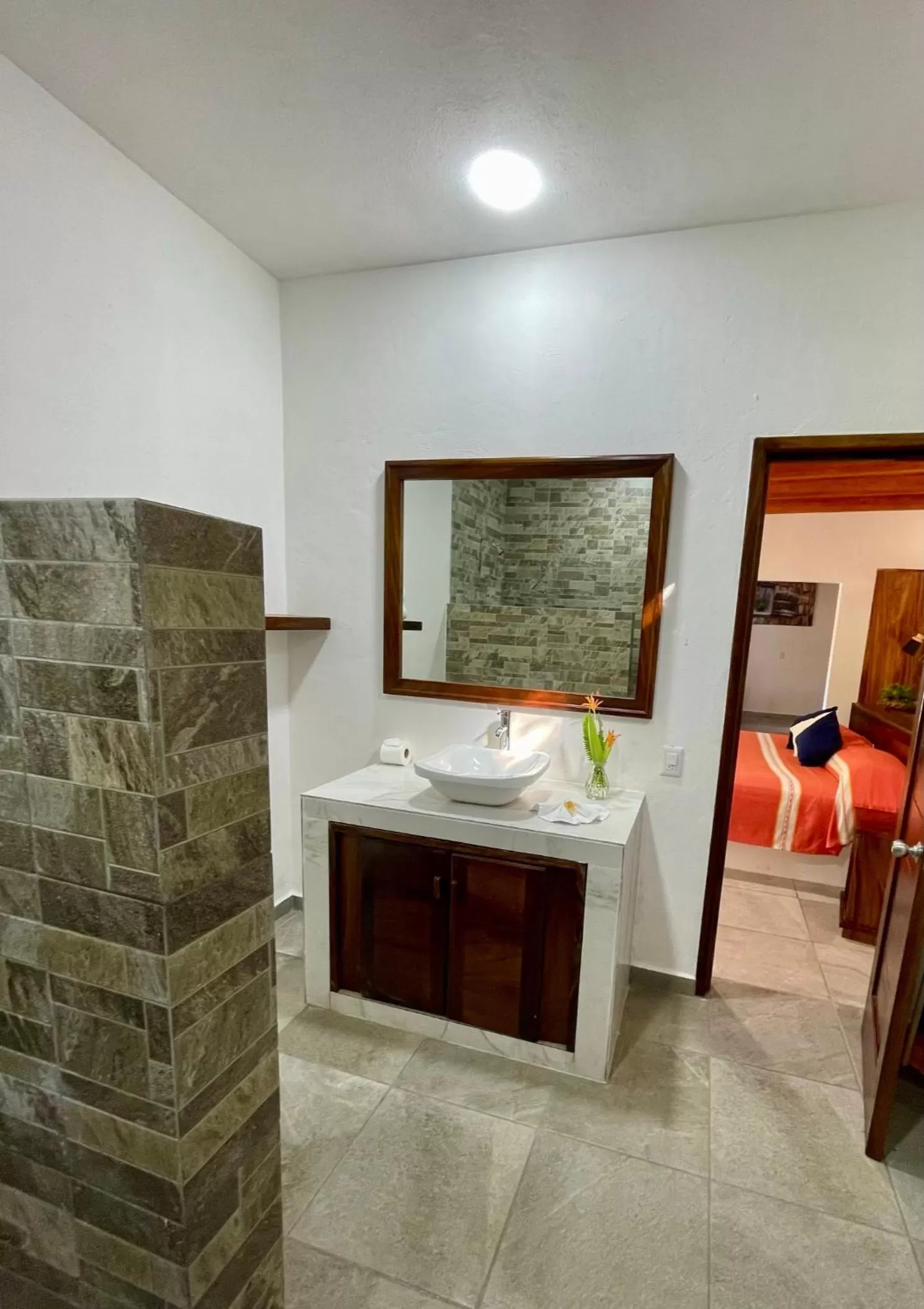 Bathroom, Bed in Solez Zihuatanejo