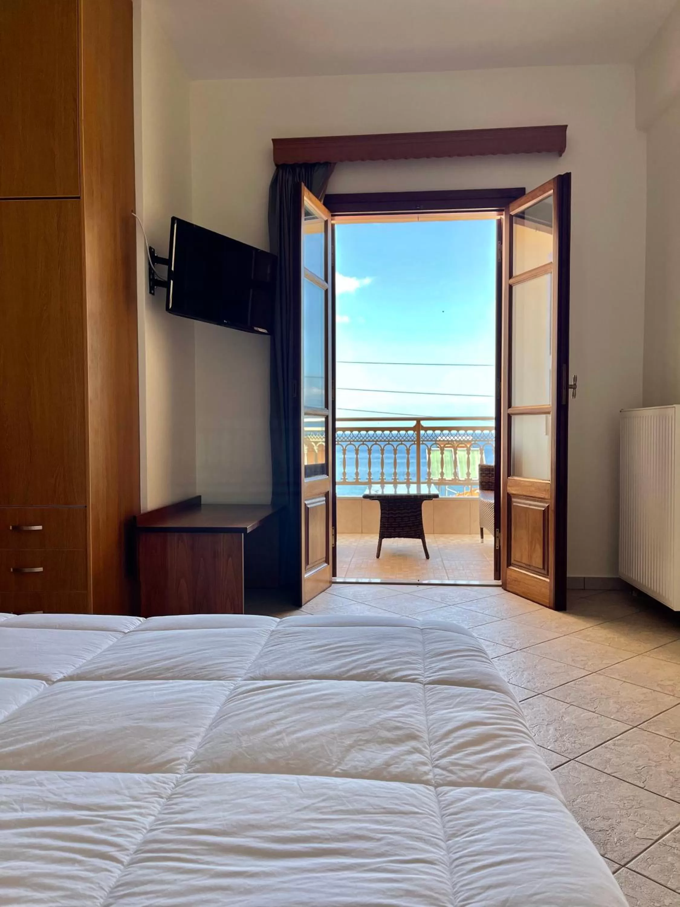 Bedroom, Bed in Sofotel