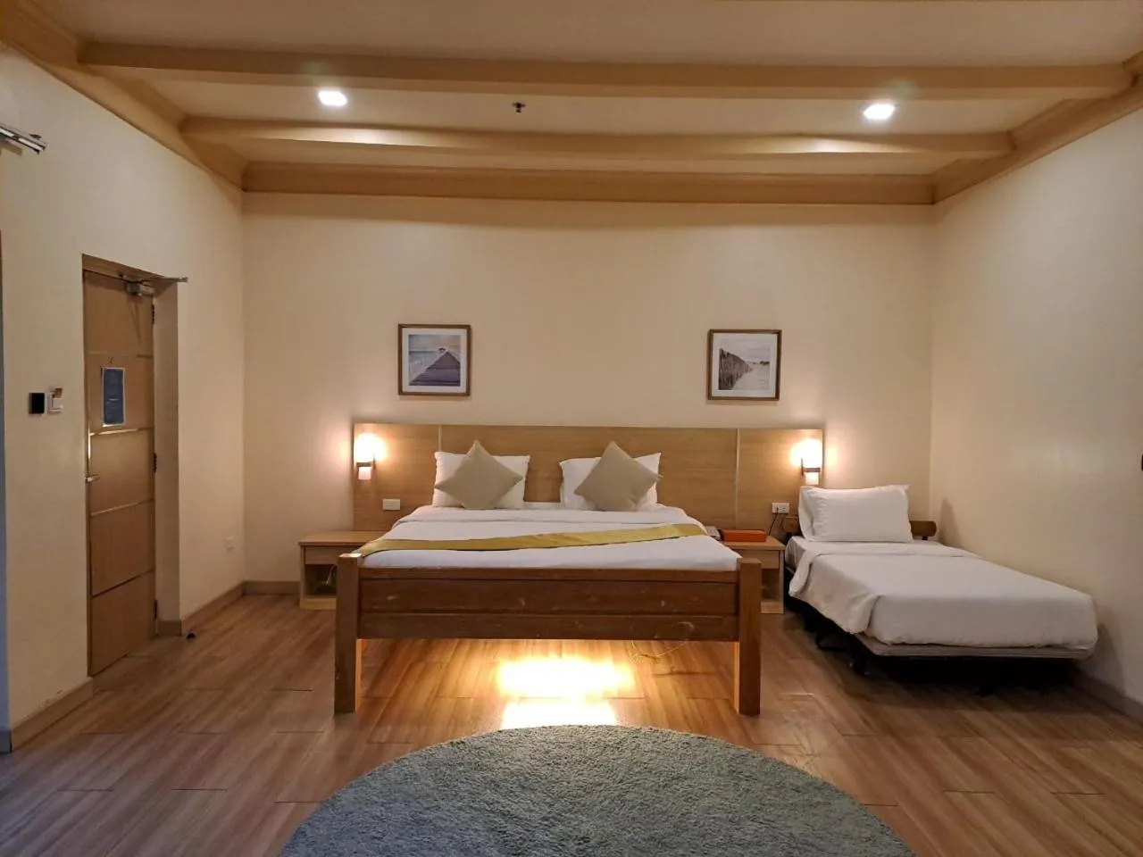 Bed in PM Lake Mabprachan Pattaya