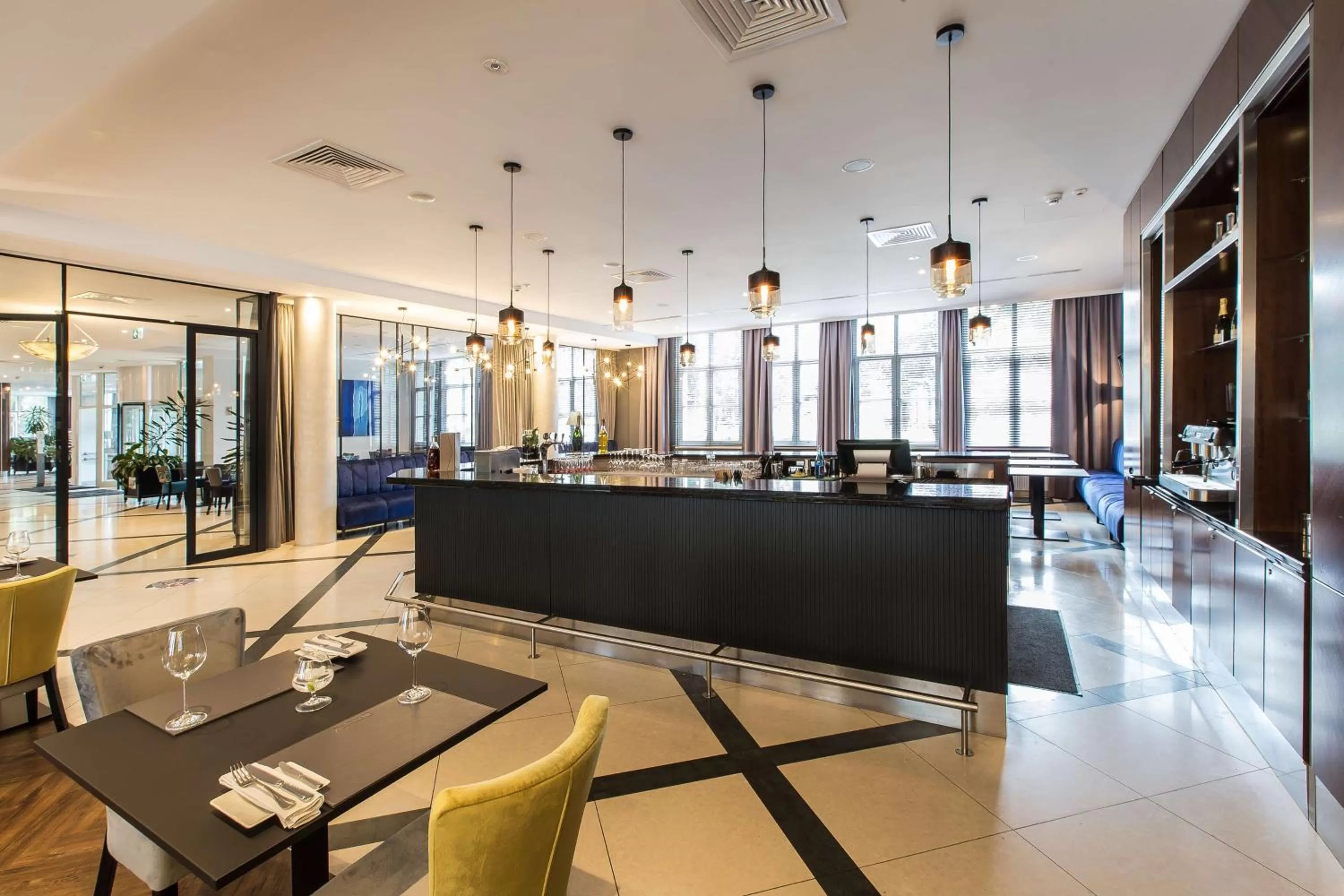 Lounge or bar in Radisson Blu Hotel Wroclaw