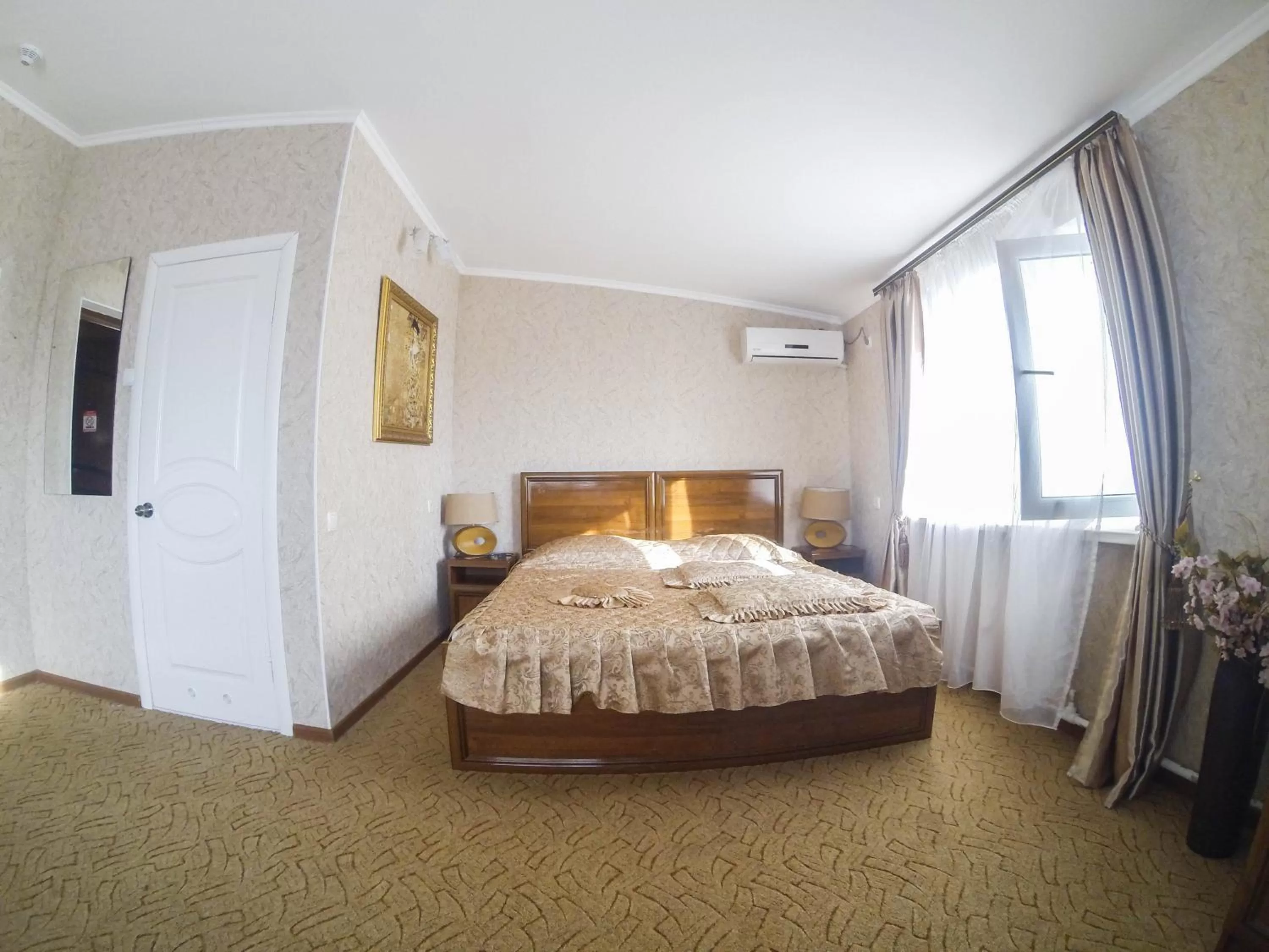 Toilet, Bed in Galian Hotel