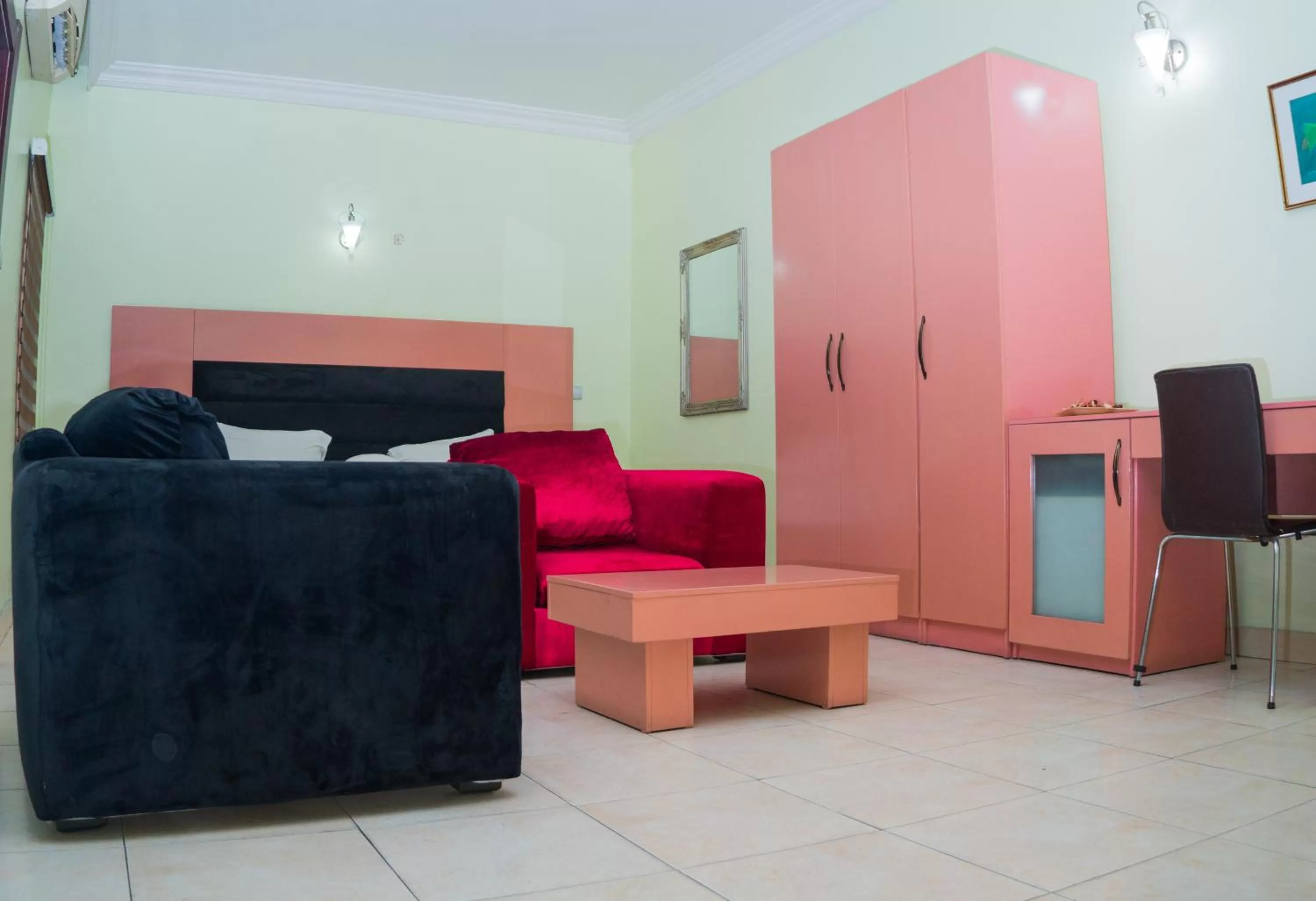 Bed in 1804 Boutique Hotel