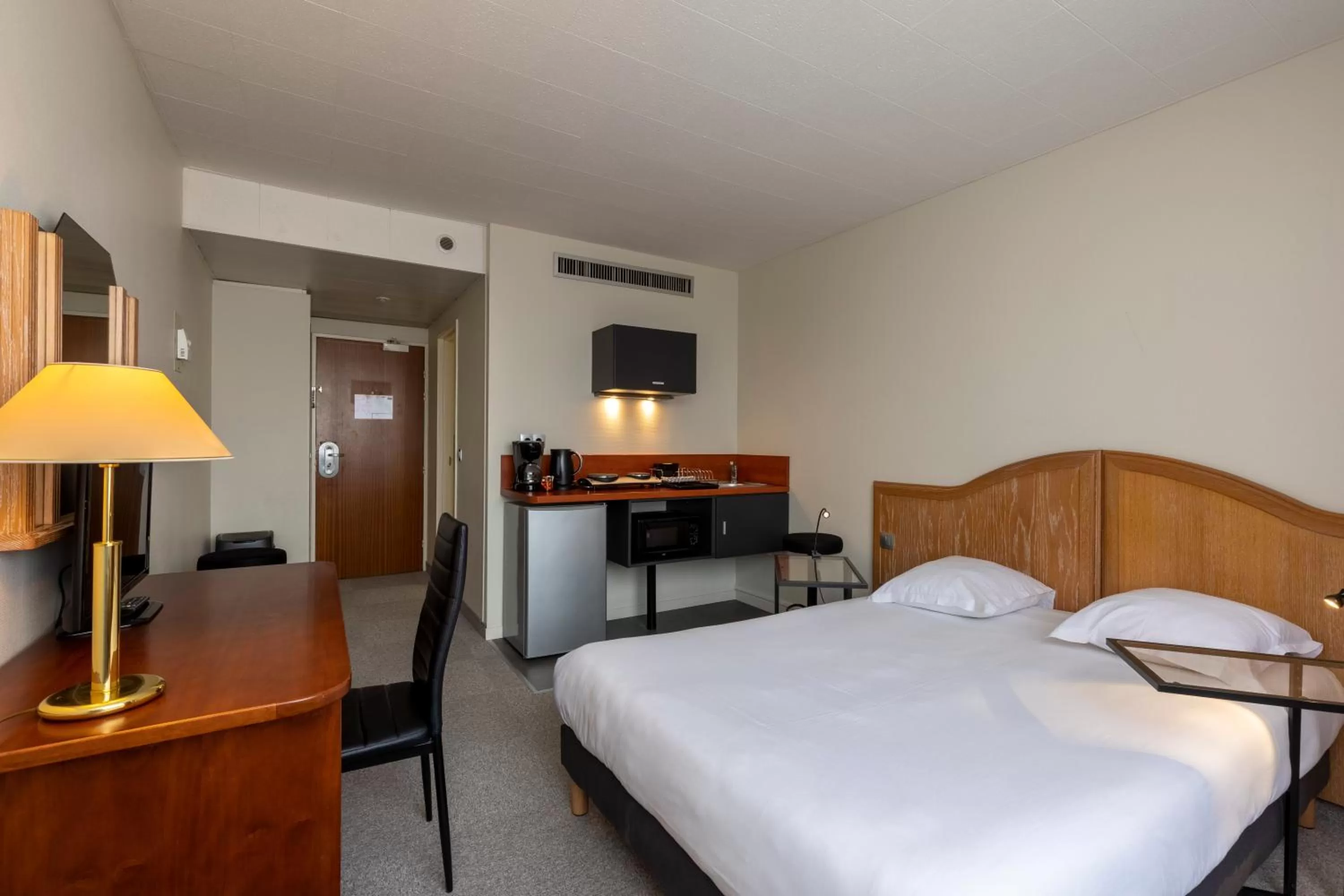 Bed in The Originals Residence, Kosy Nancy Coeur de Ville