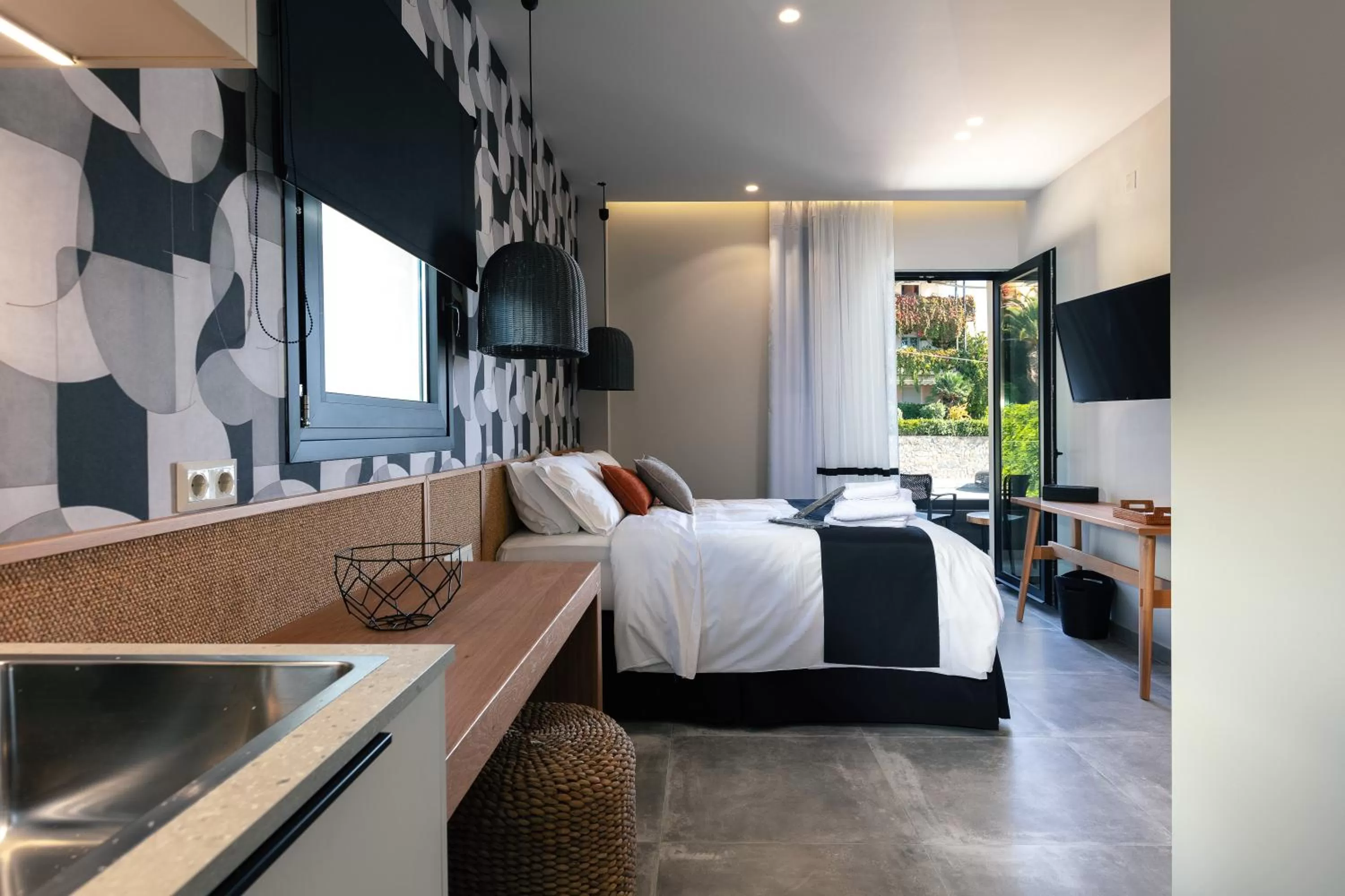 Photo of the whole room, Bed in Chapter 02 Gallery Suites - ex GD Gallery Suites