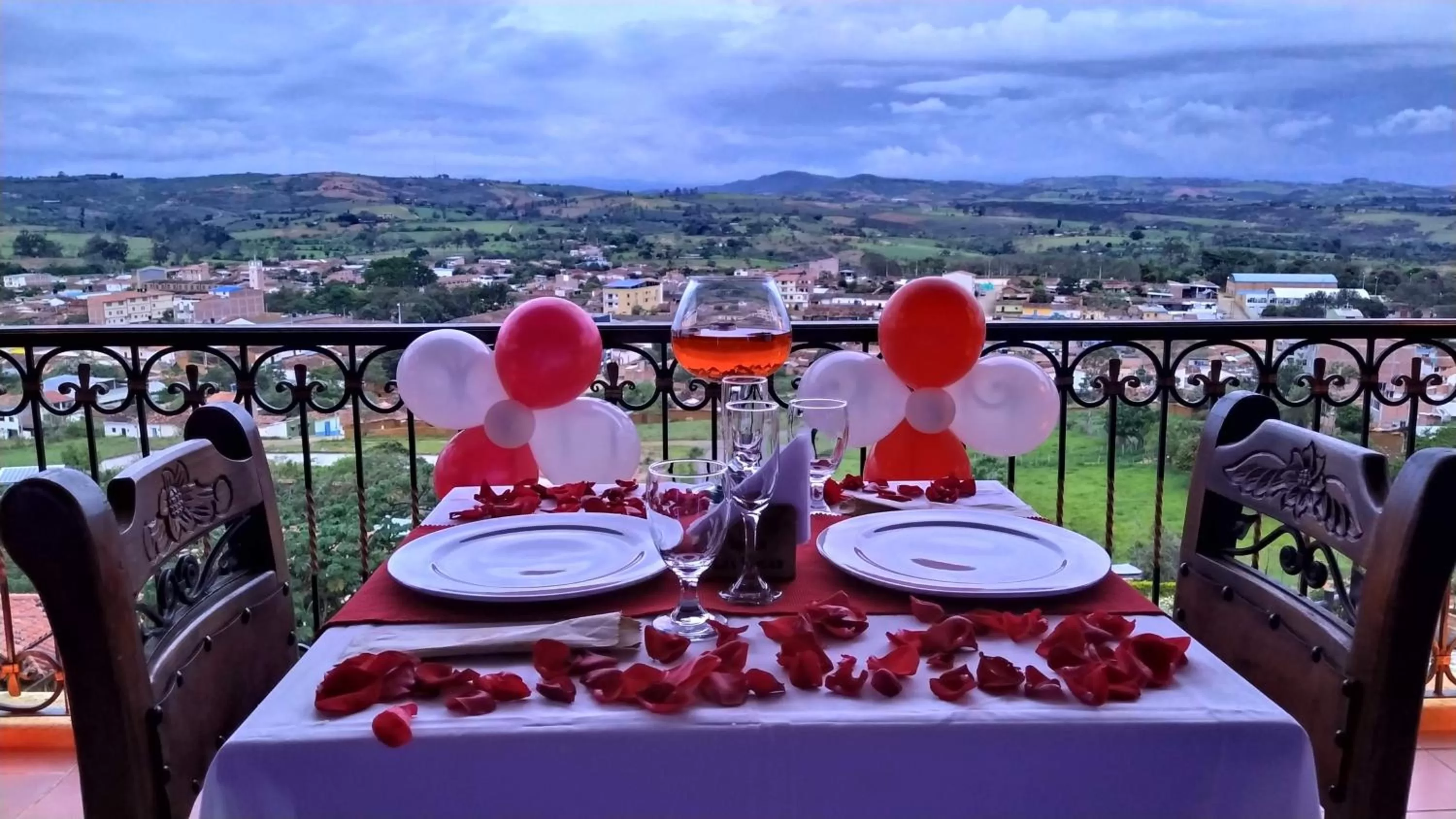 Restaurant/places to eat in Hotel Las Rocas Resort Villanueva