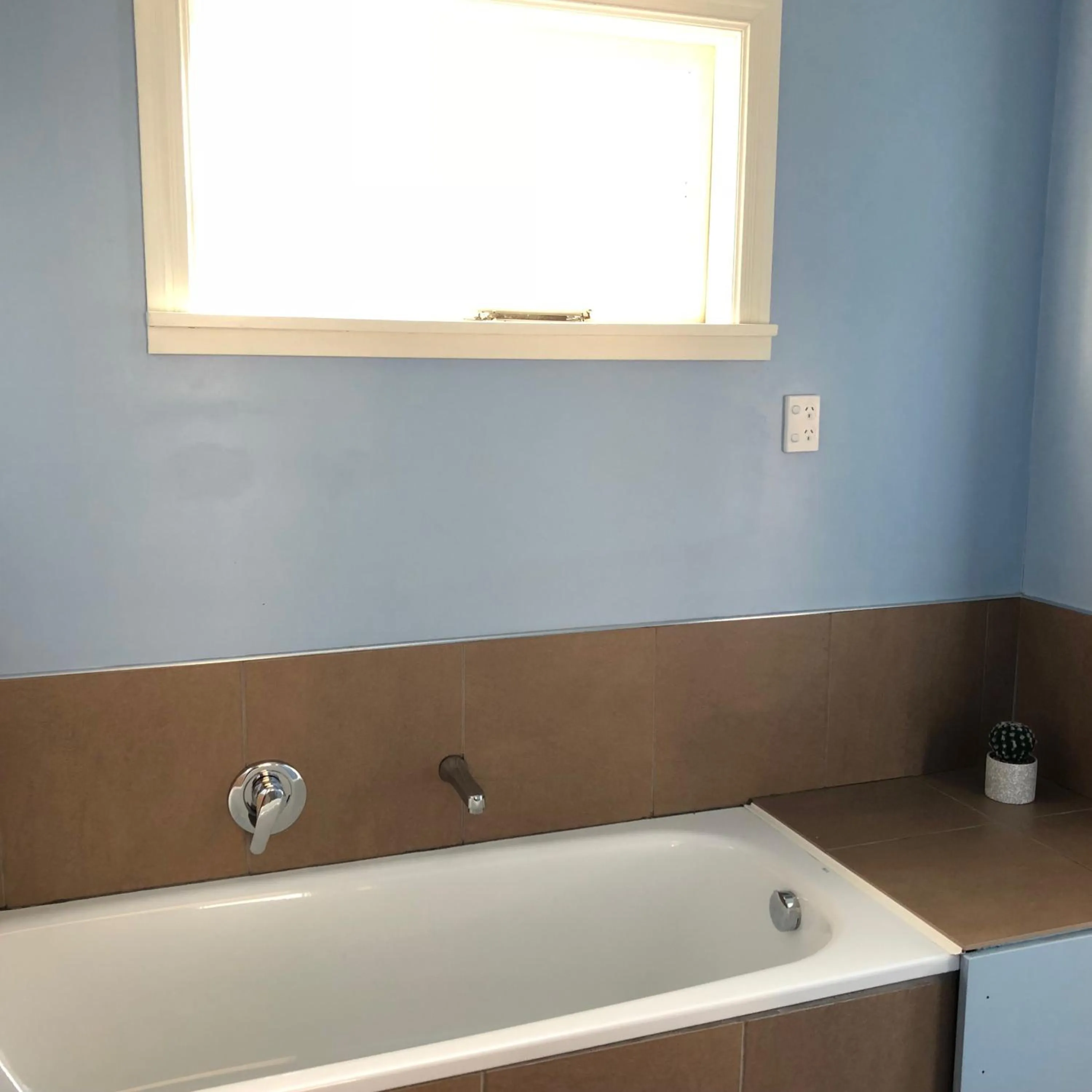 Bathroom in The Bug Backpackers