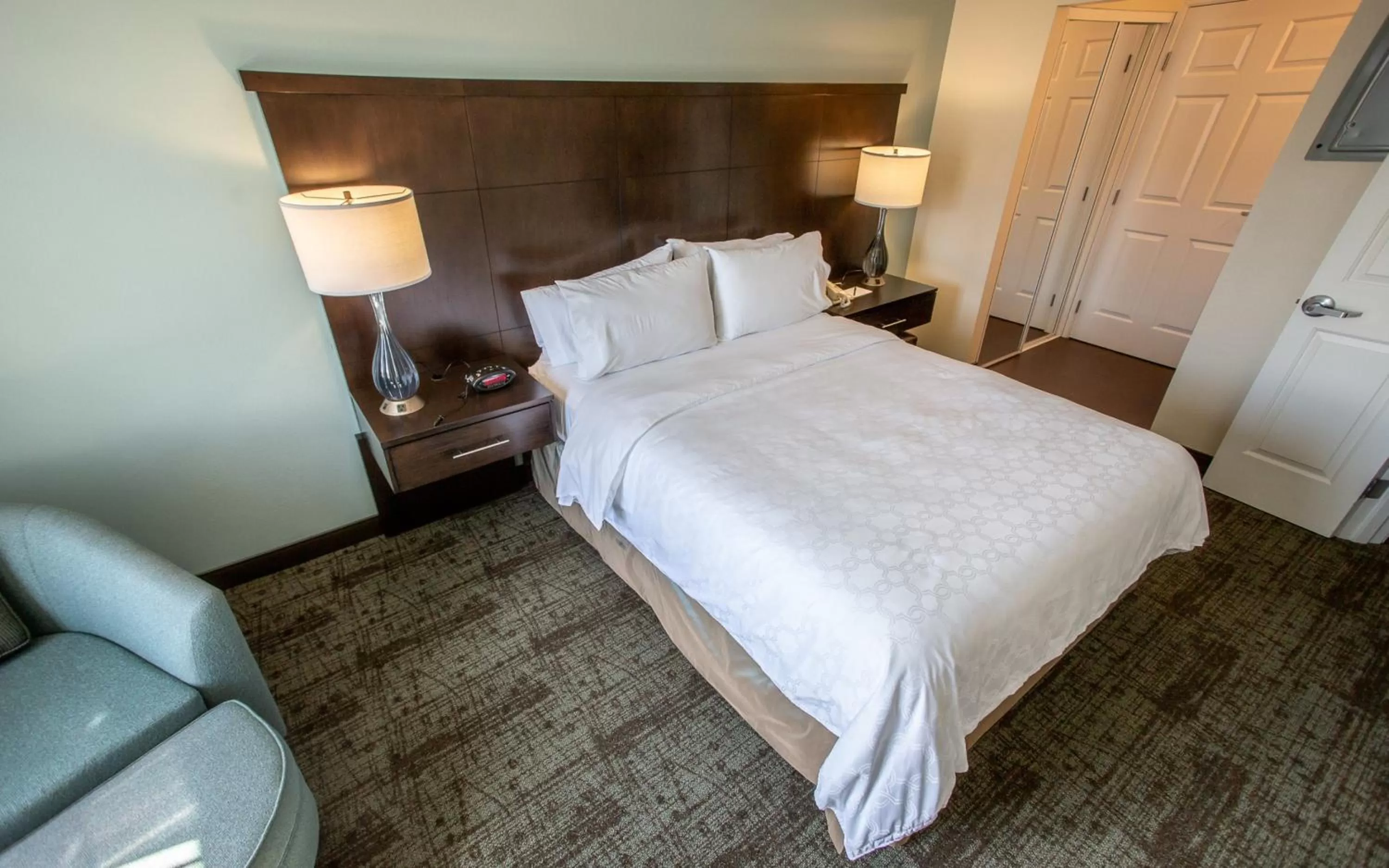 Photo of the whole room, Bed in Staybridge Suites Silicon Valley - Milpitas by IHG