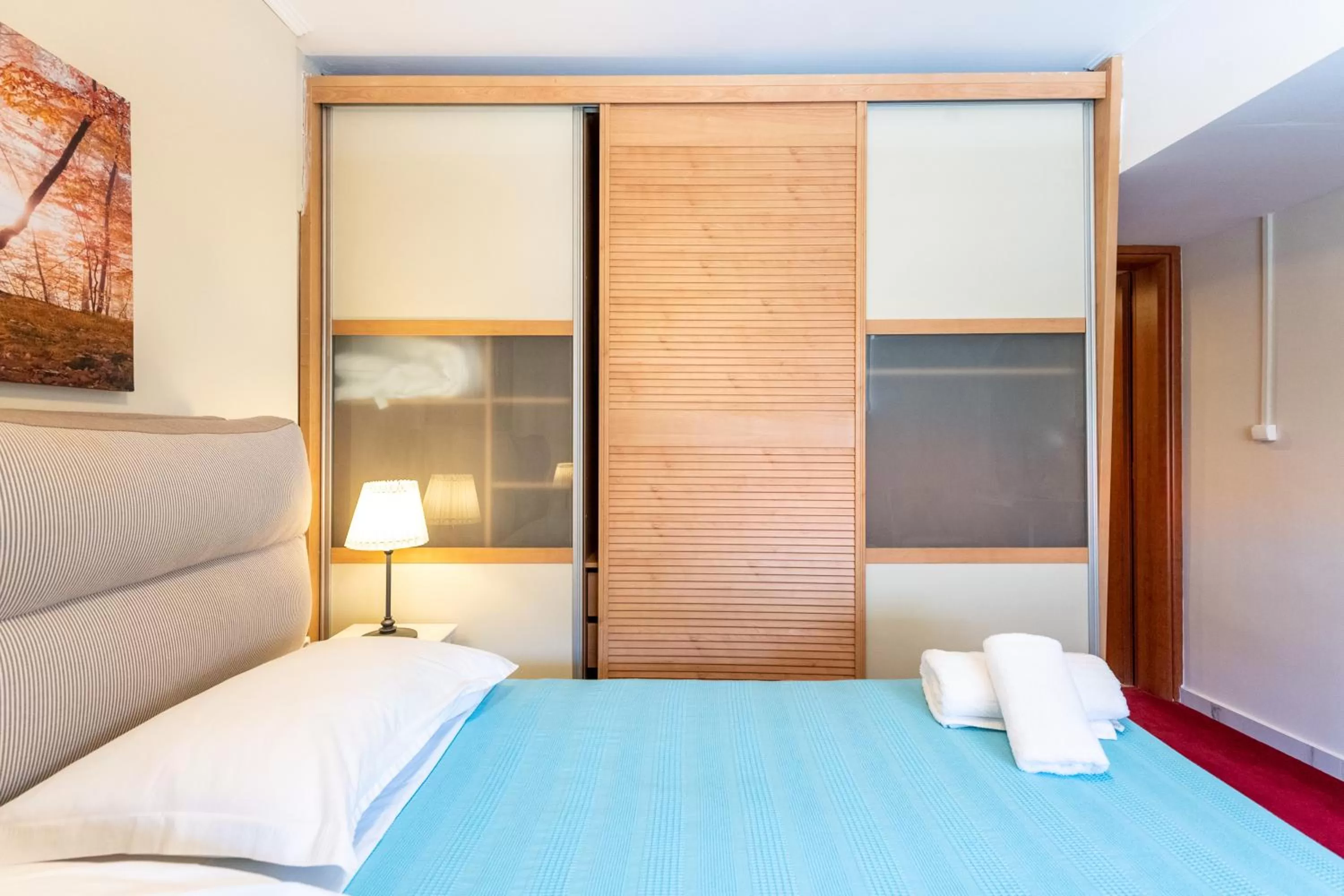 Bed in Apartments Tina FREE transfer from-to the airport