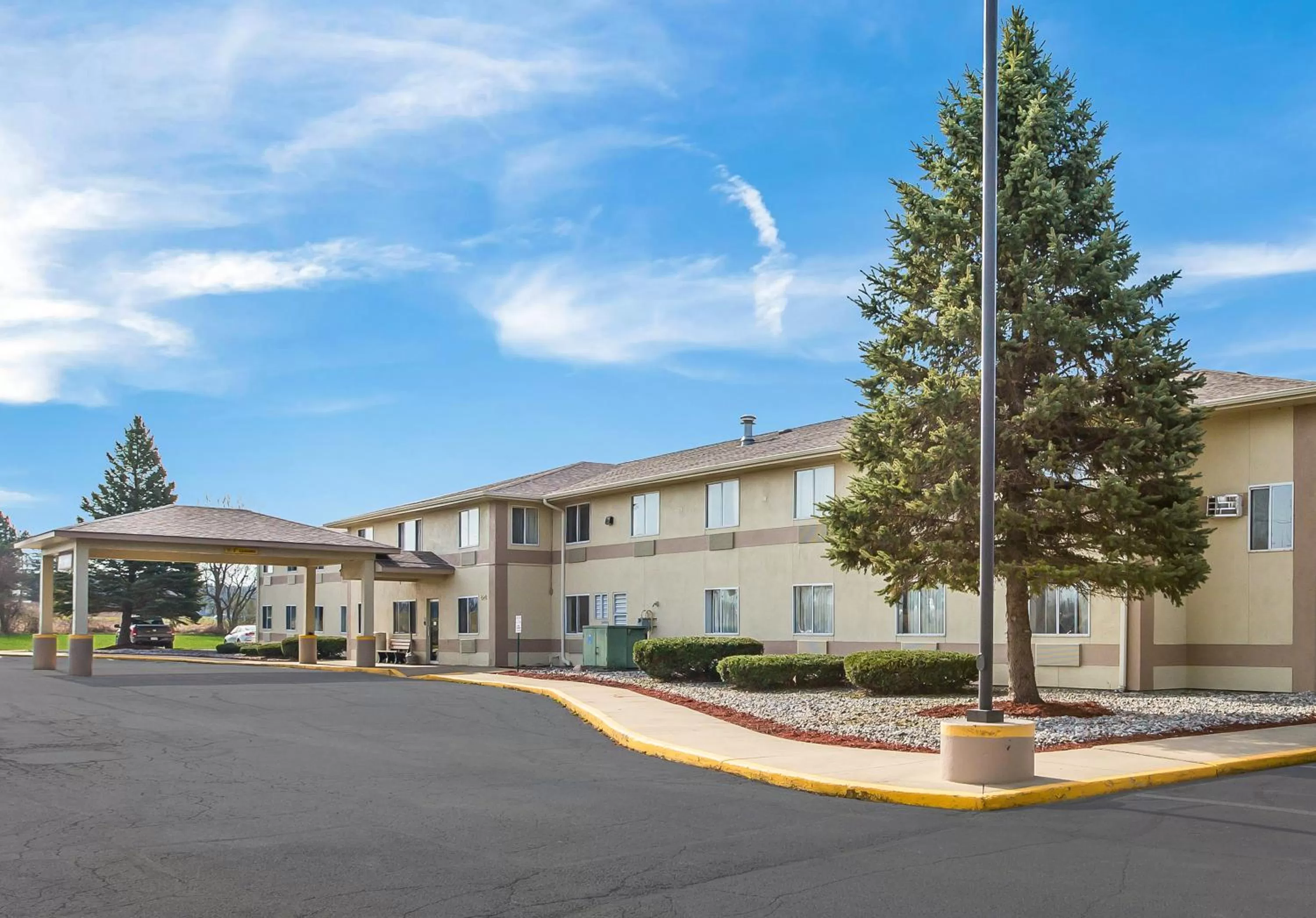 Property building in Americas Best Value Inn Charlotte