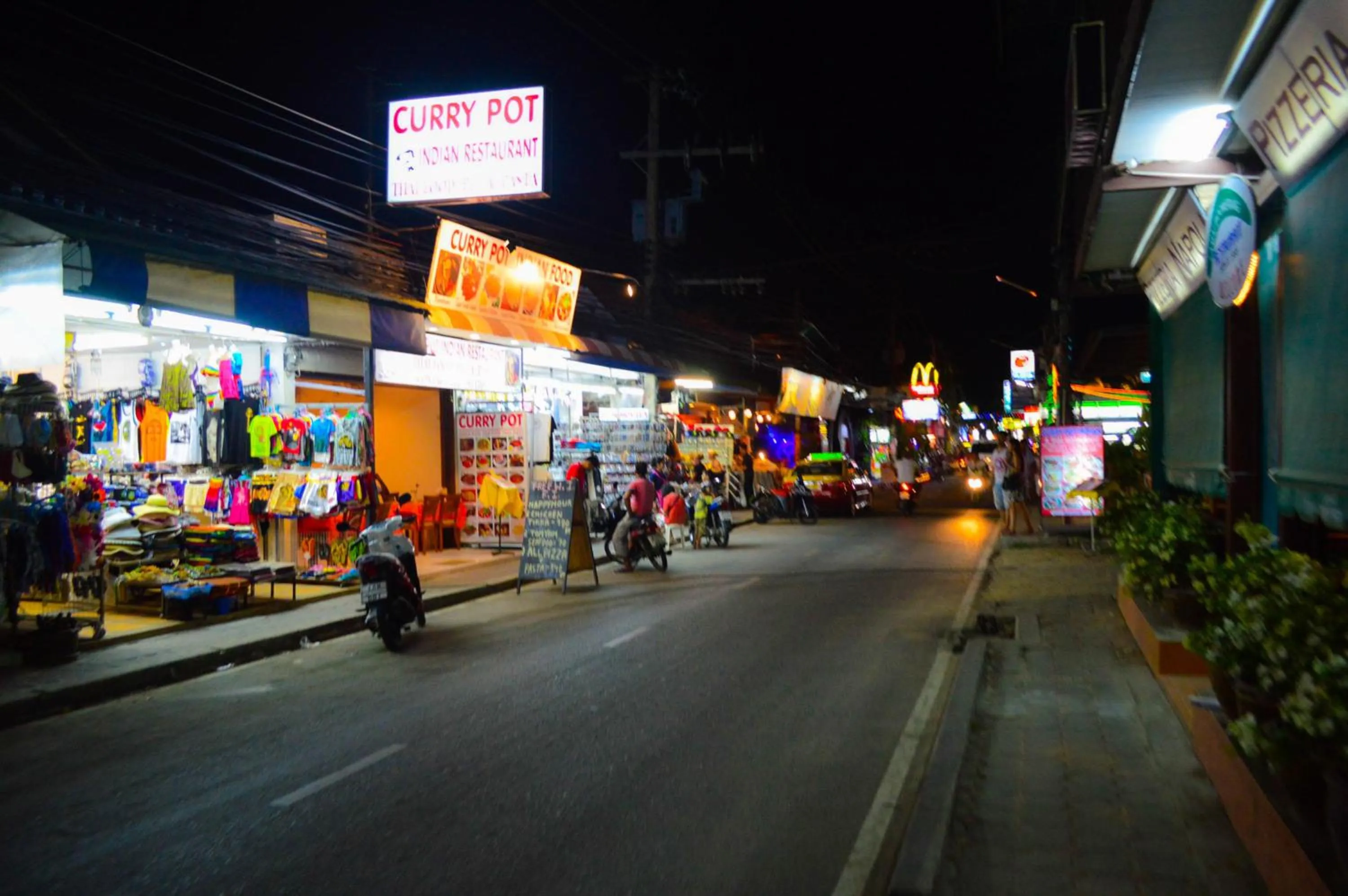 Area and facilities in Bonny Hotel 4 Floors No Elevator