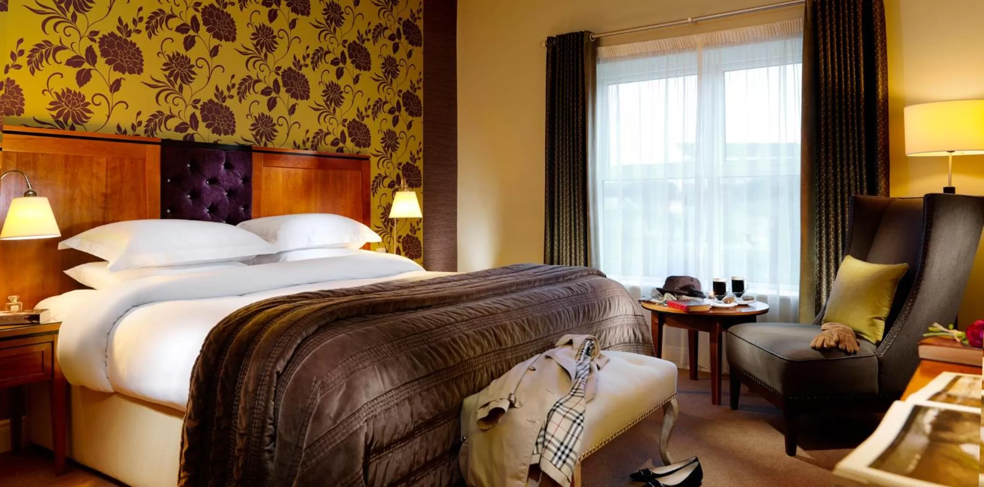 Bed in Brook Lane Hotel