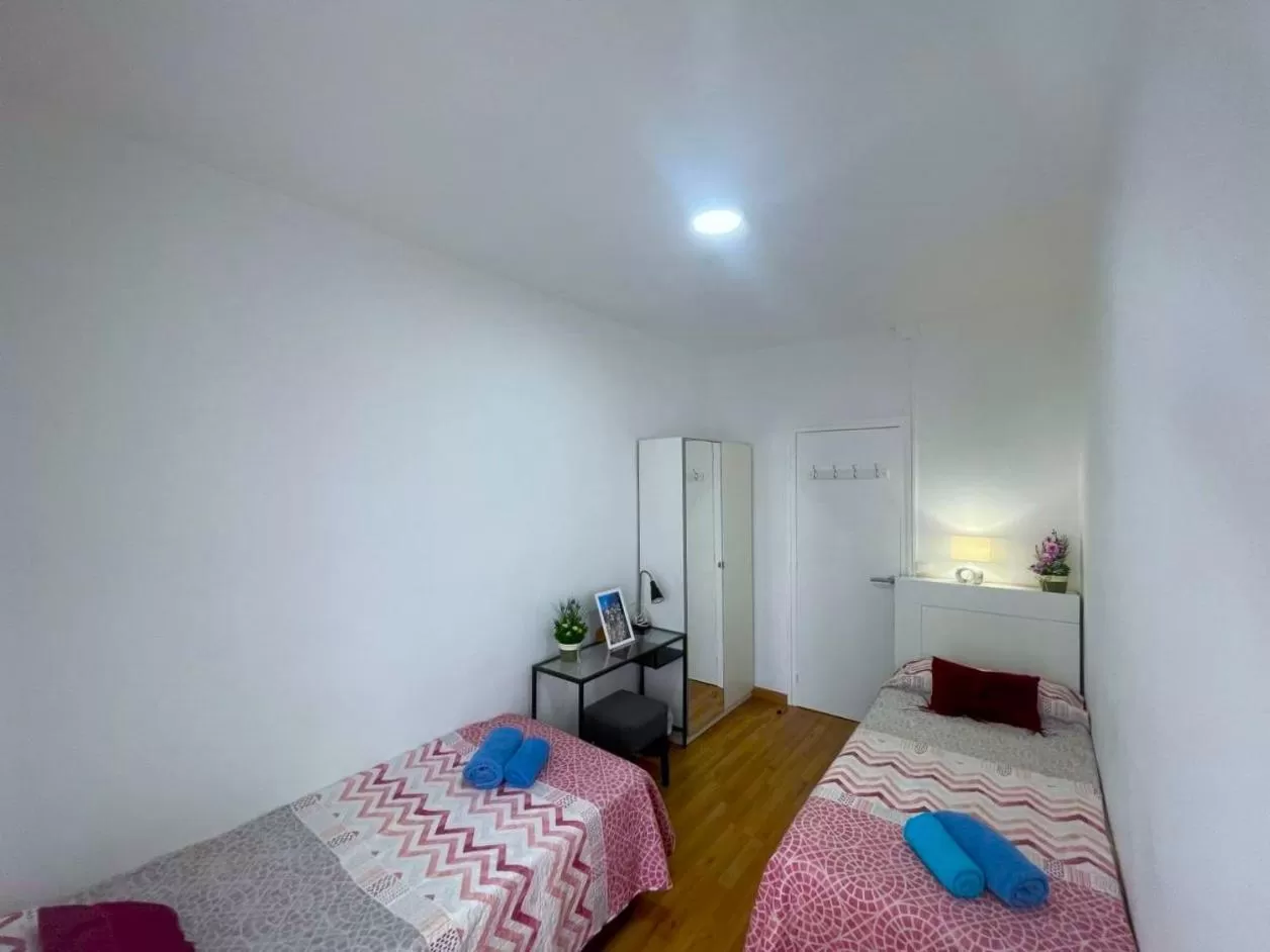 Bed in Habitaciones Rambla Catalunya