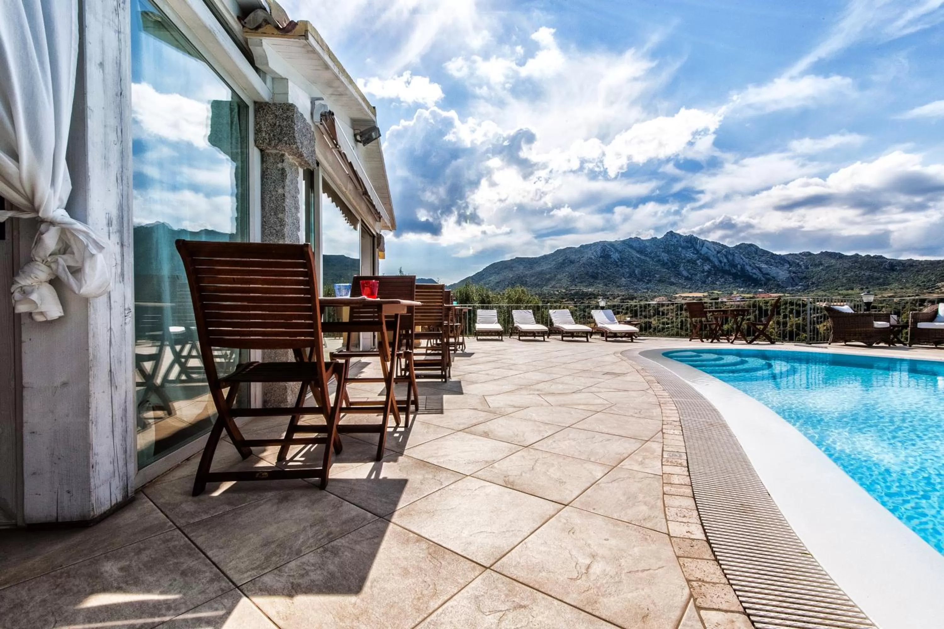 Restaurant/places to eat in Cento Ulivi B&B