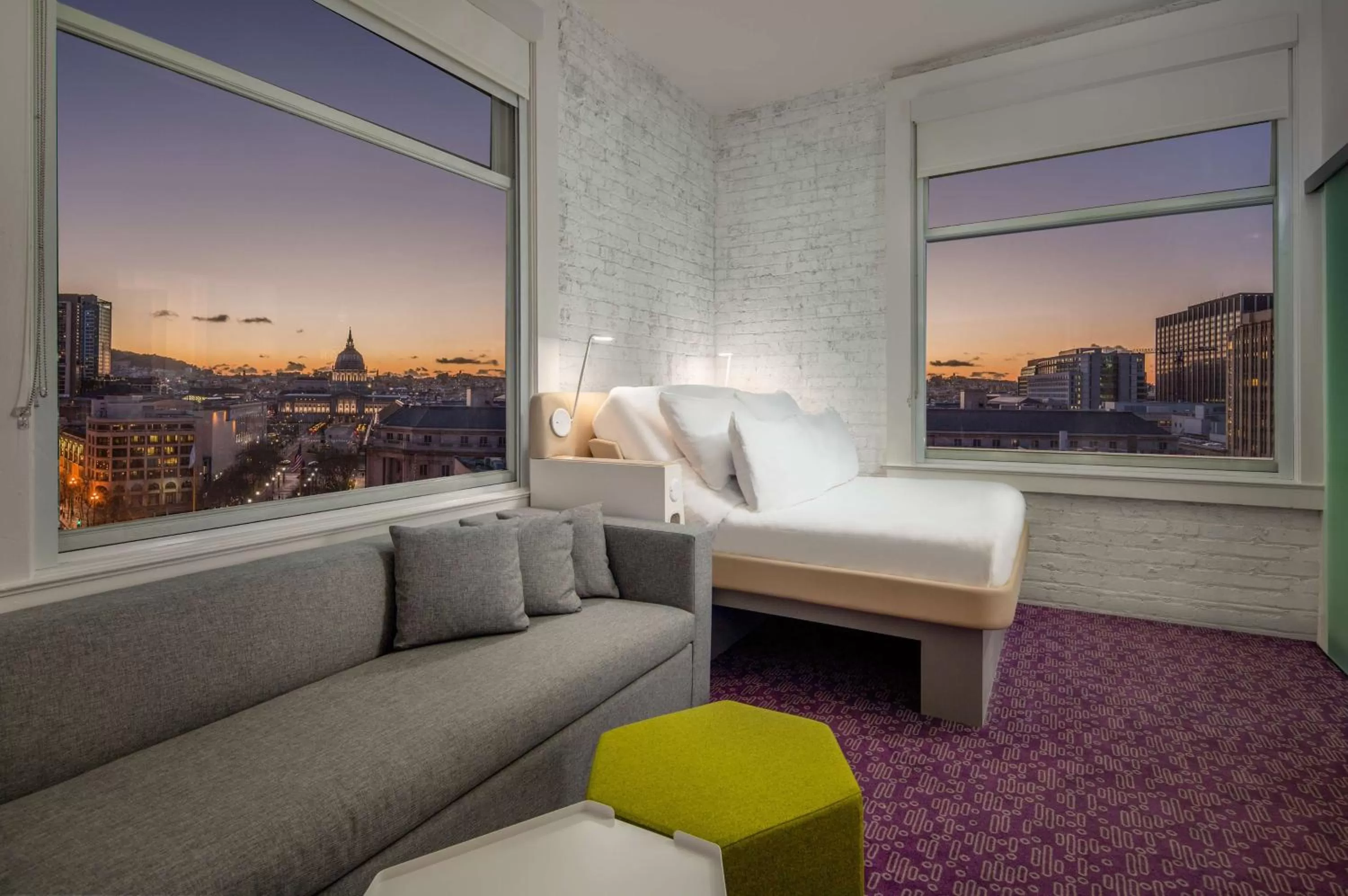 Photo of the whole room, Bed in Yotel San Francisco