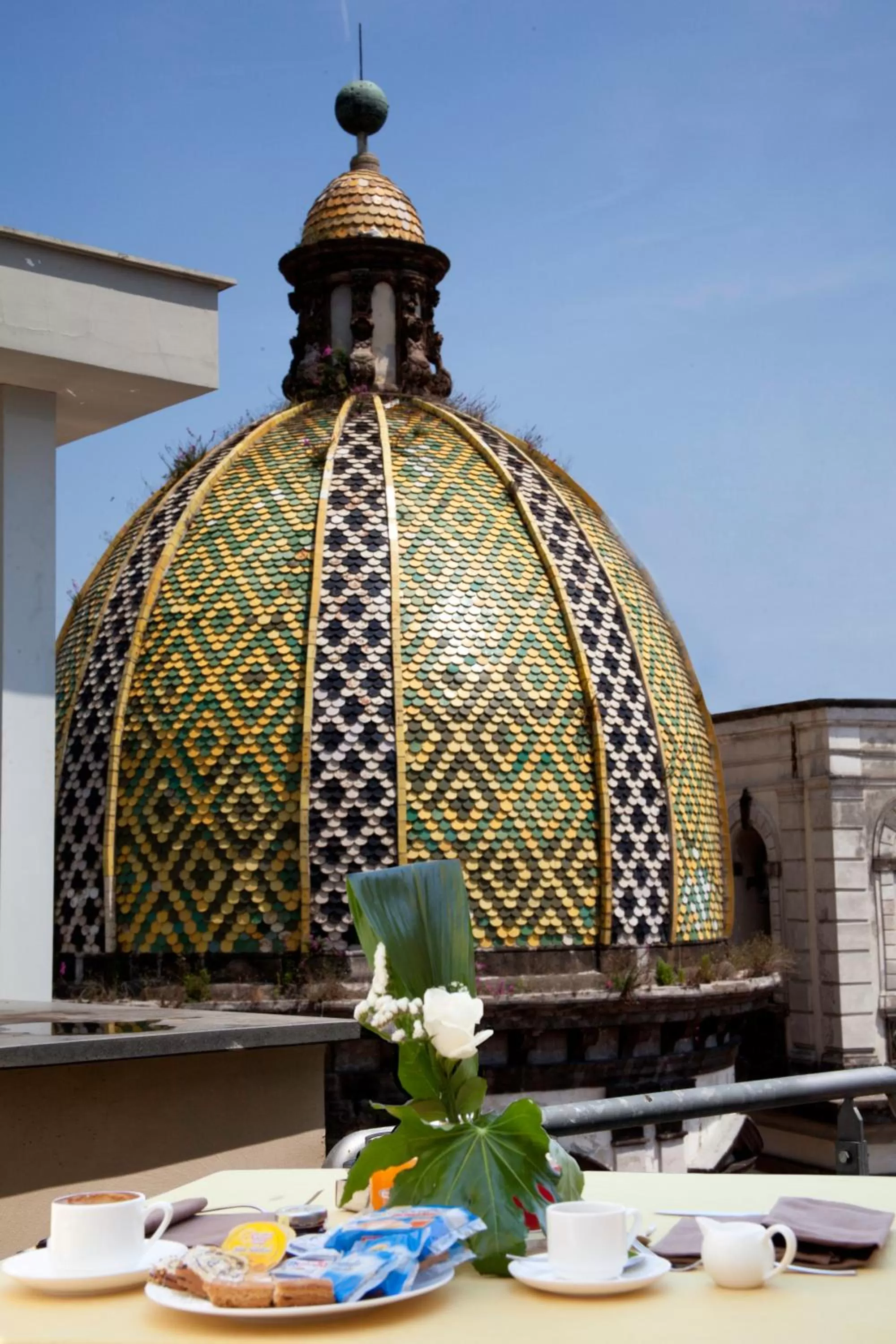 Decorative detail in Hotel Naples