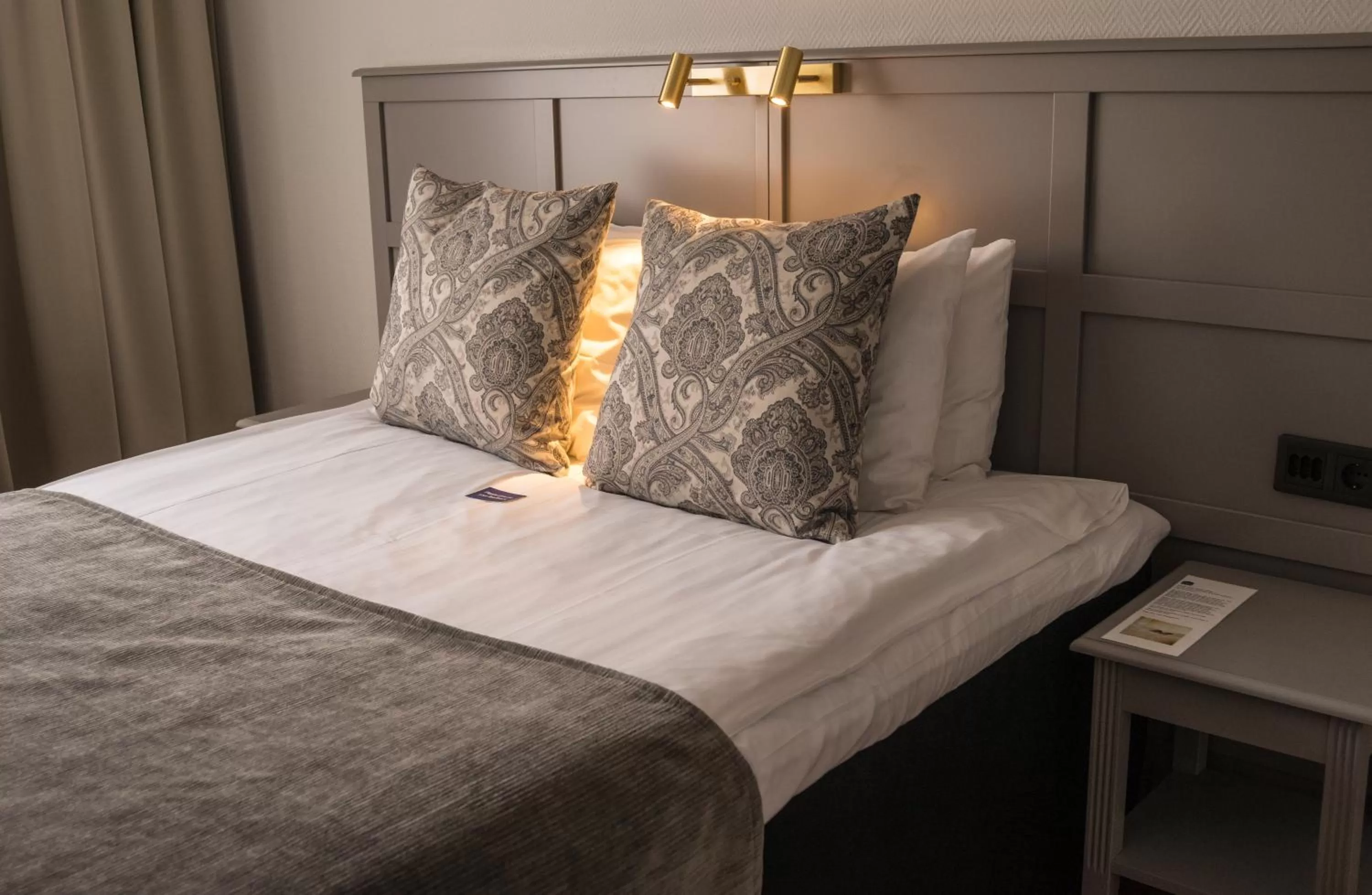 Bed in Best Western Plus Grand Hotel Elektra