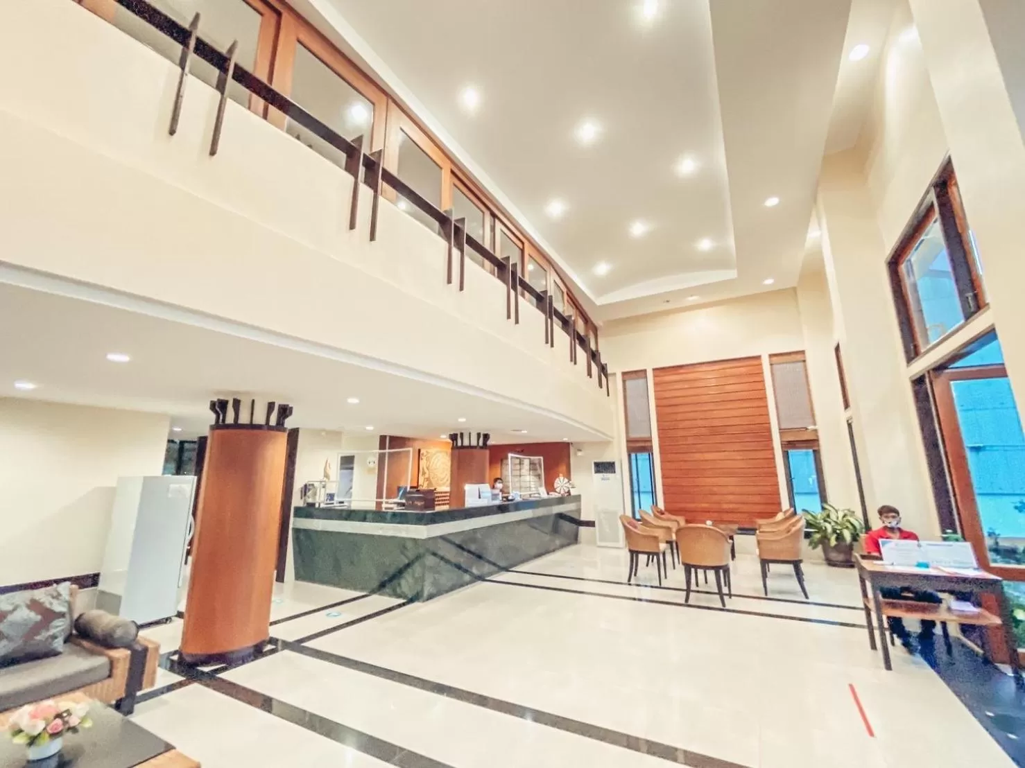 Lobby or reception in Piyada Residence By TecHotels - Guest Friendly - Near to Beach, Famous Walking Street - Night Clubs , Bars & Discos