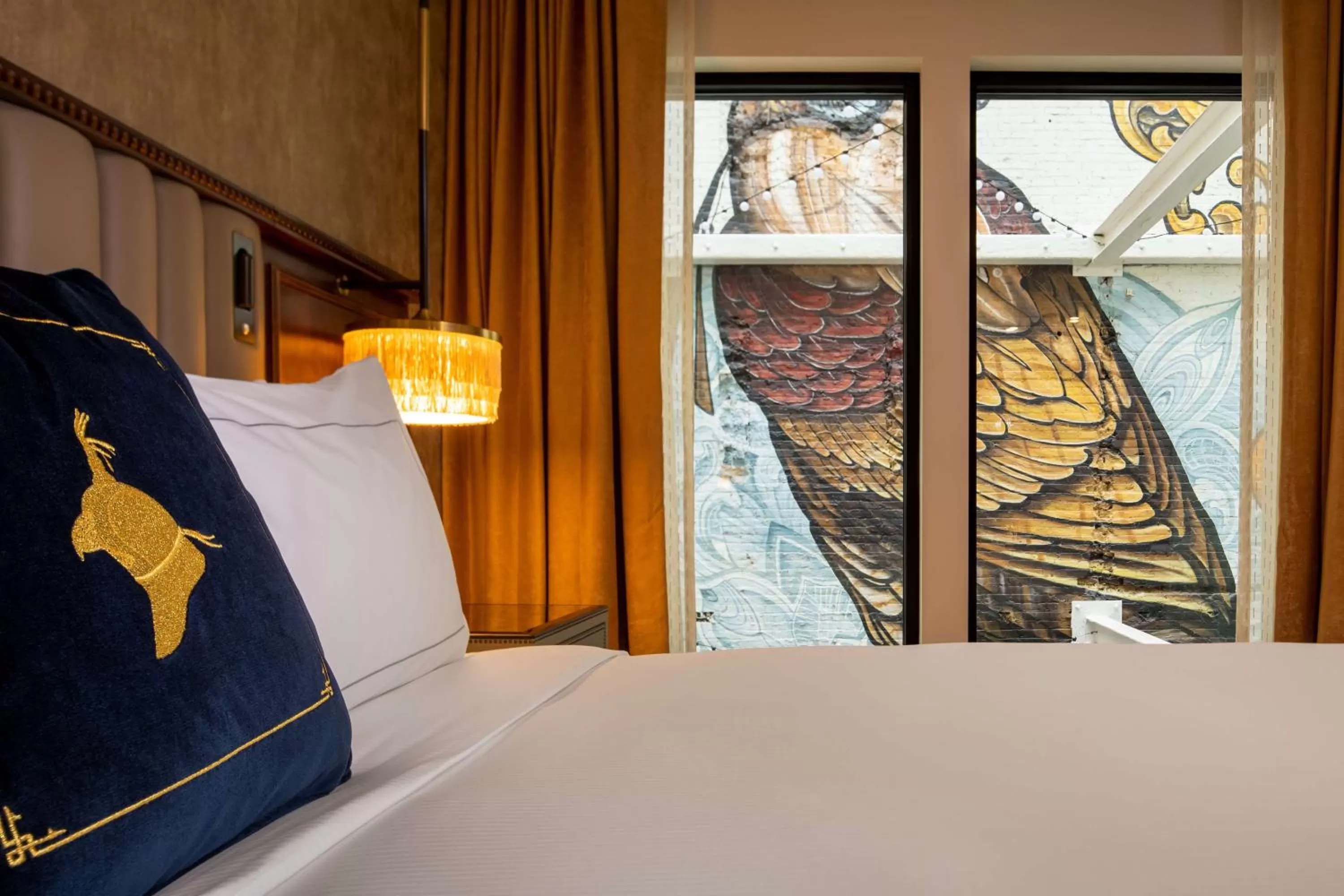 Bed in The Peregrine Omaha Downtown Curio Collection By Hilton