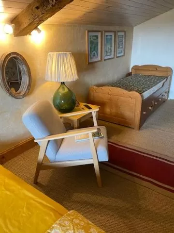 Bed in Le Prieuré de Saint Pierre